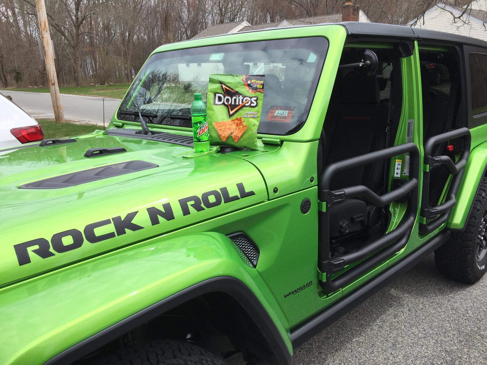 Jeep Wrangler JL Am I the only one? 59B4D1CC-F742-4DEC-9BC0-DAD5DA7D6396