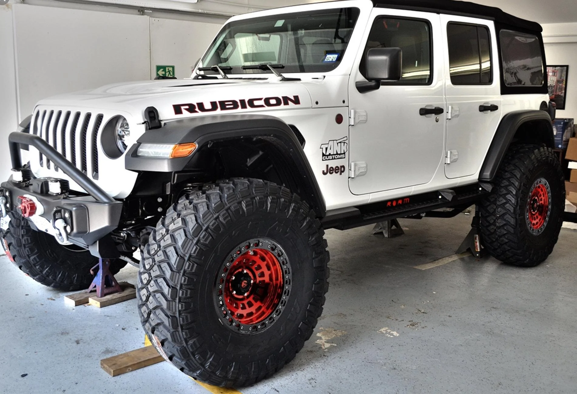 Jeep Wrangler JL Red Accent Wheels-Lets see um! 08C6F013-A07C-499B-8C80-6930173C73E8