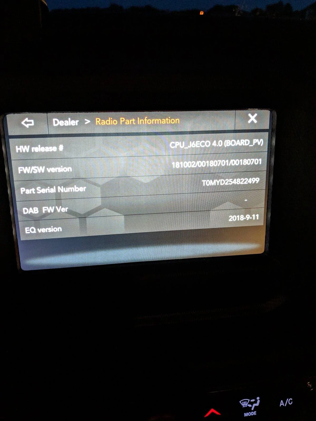 Jeep Wrangler JL 7" Uconnect radio version info IMG_20190505_204009