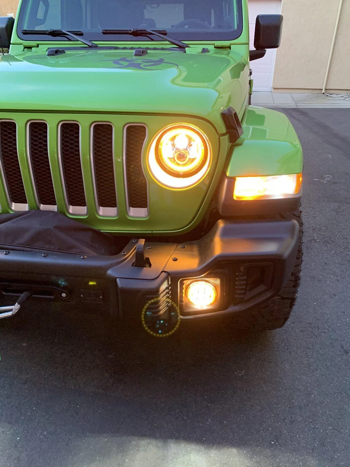 Jeep Wrangler JL OEM Mopar LED Headlights available soon...? 172516A4-A4A0-4FEE-8FEC-EDF47C94C721