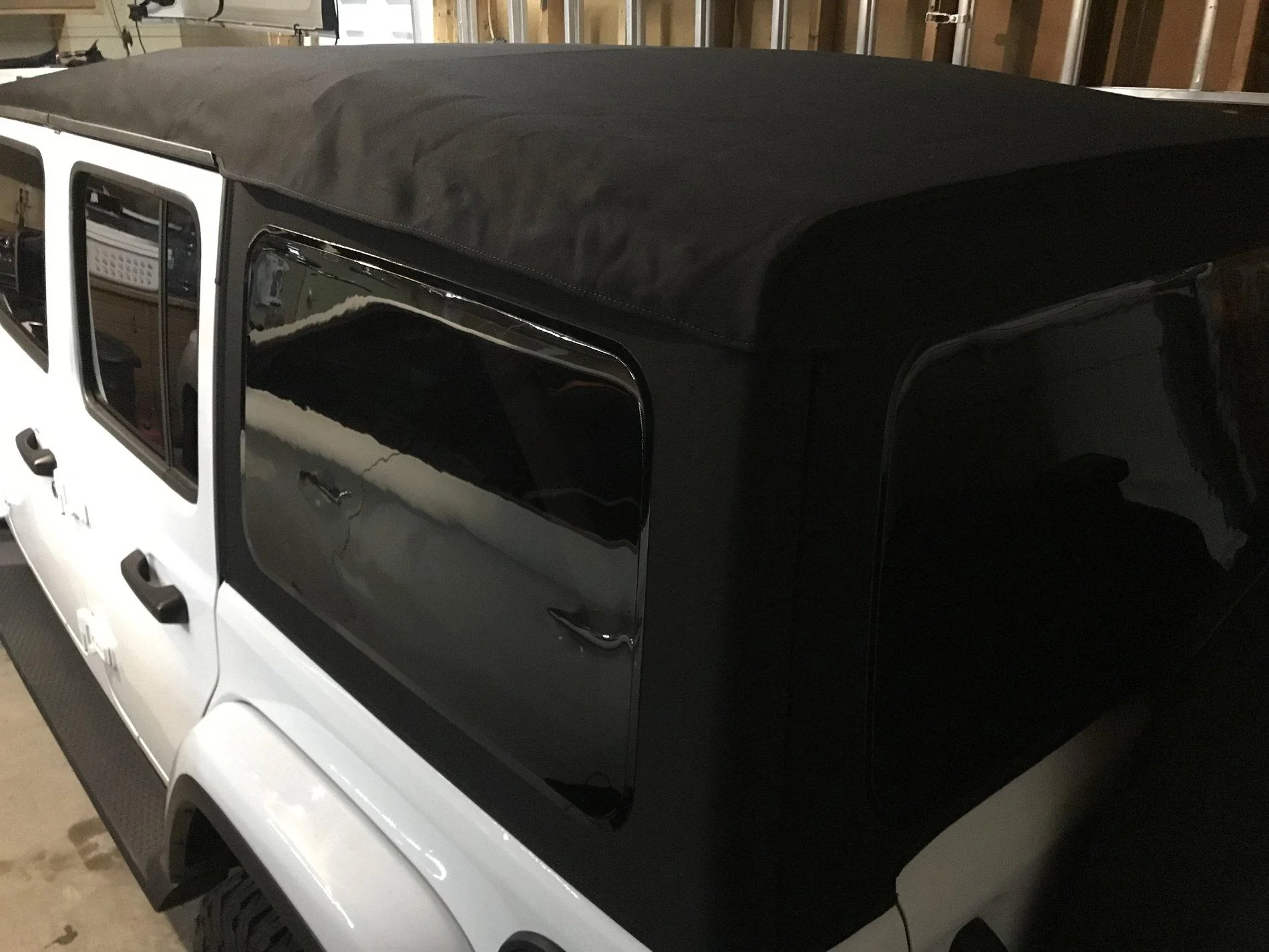 Jeep Wrangler JL How long to install soft top? 2001DDD7-2D99-4AC6-90E7-6A511C43F620
