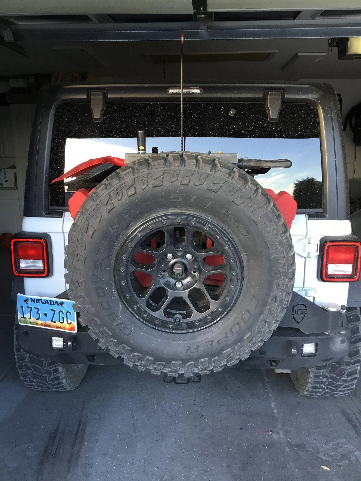 Jeep Wrangler JL Rear camera quick disconnect - solution 23EECA96-8045-4EF3-8FEB-D4CA4A0D5F3D