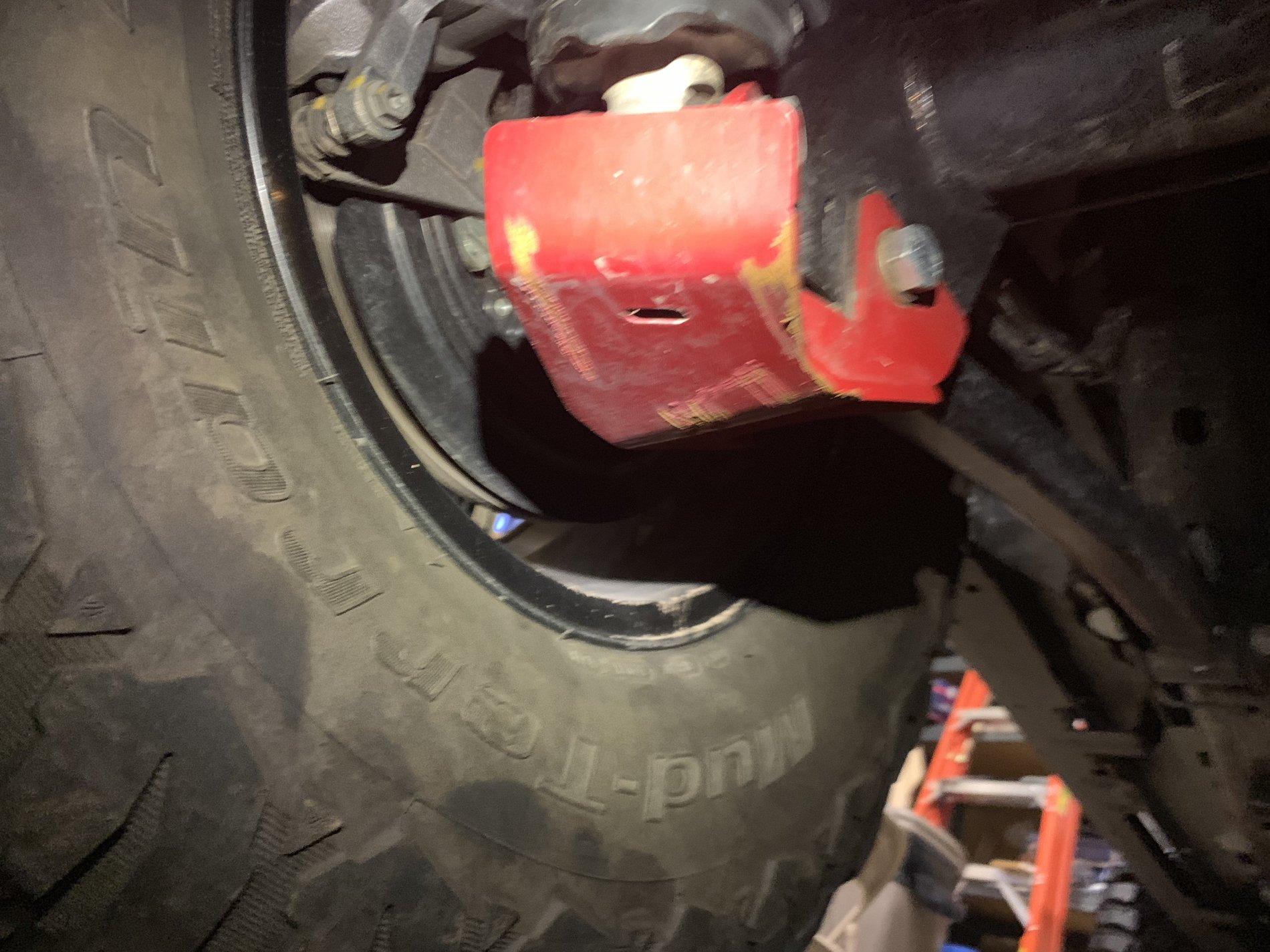 Jeep Wrangler JL Rancho differential glide plate install uPBxduQ0TgmwNGSgtme1