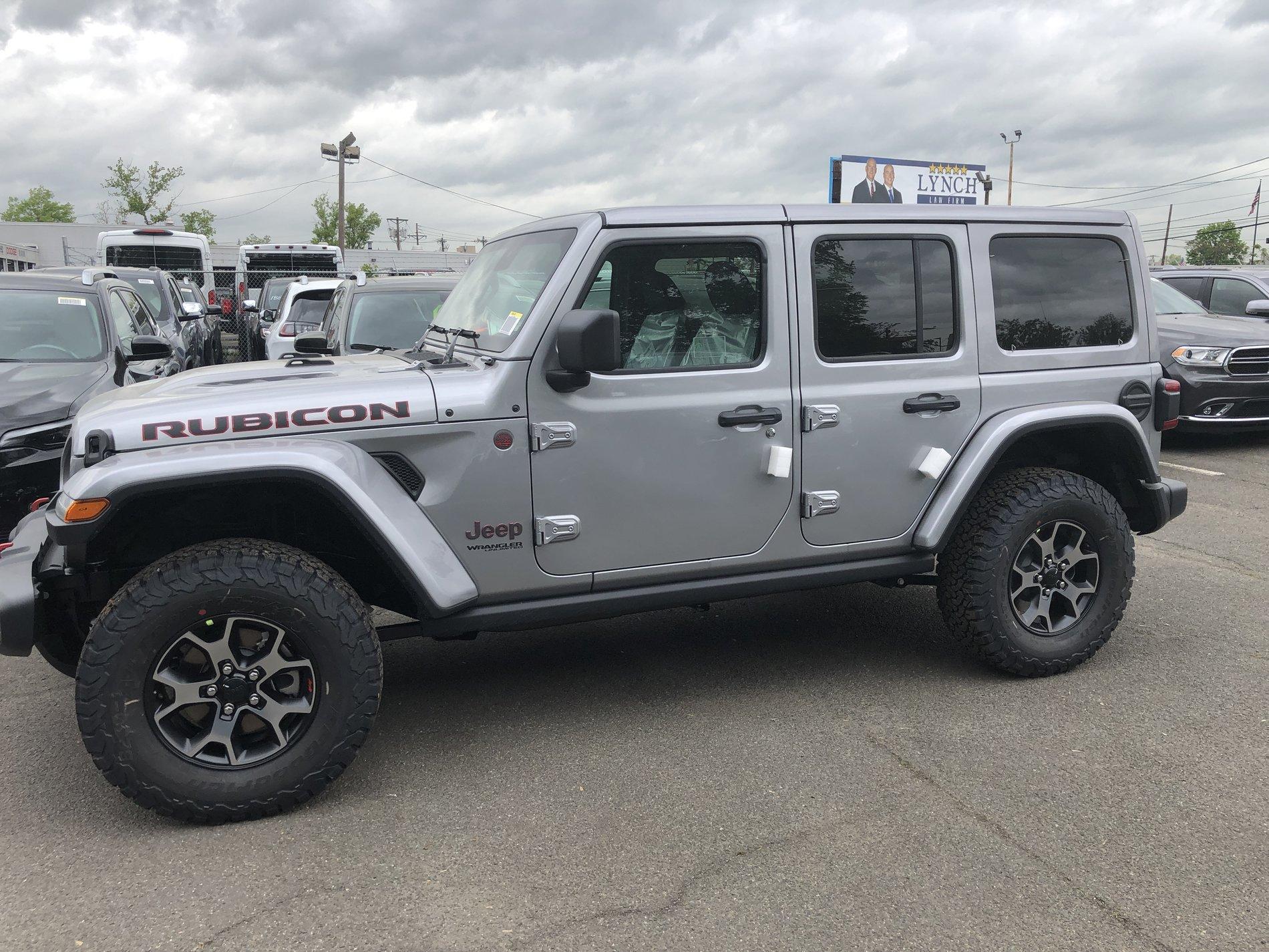 Jeep Wrangler JL Silver Billet came today 71605CC9-20C2-4B20-A2B1-4AFE4ADF6114