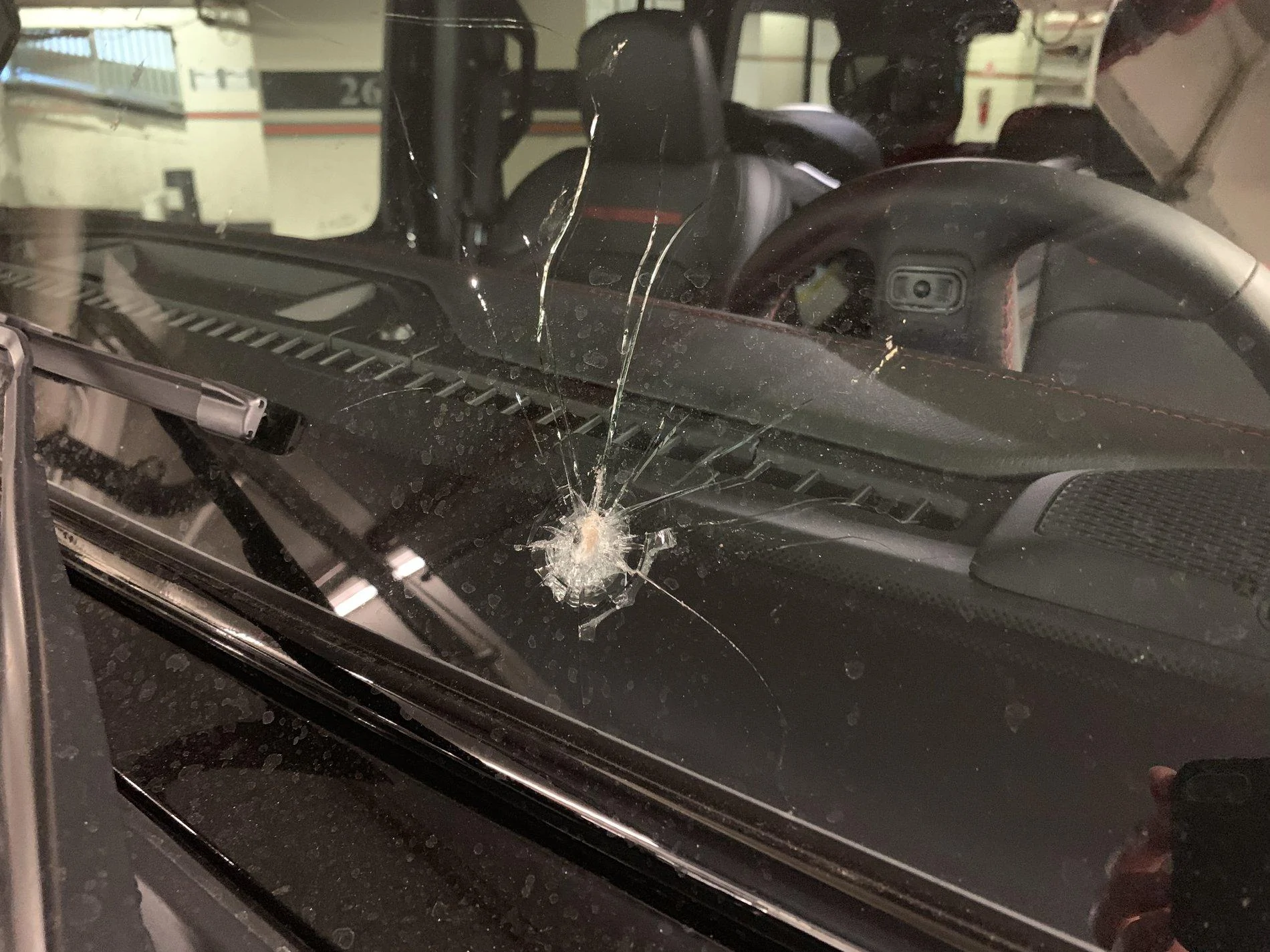 Jeep Wrangler JL Second Windshield Cracked DC85E384-85D0-424C-9327-60B9C87945F5