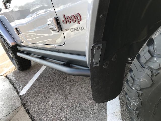 Jeep Wrangler JL Mudflaps and Rubicon Flares? IMG_0860