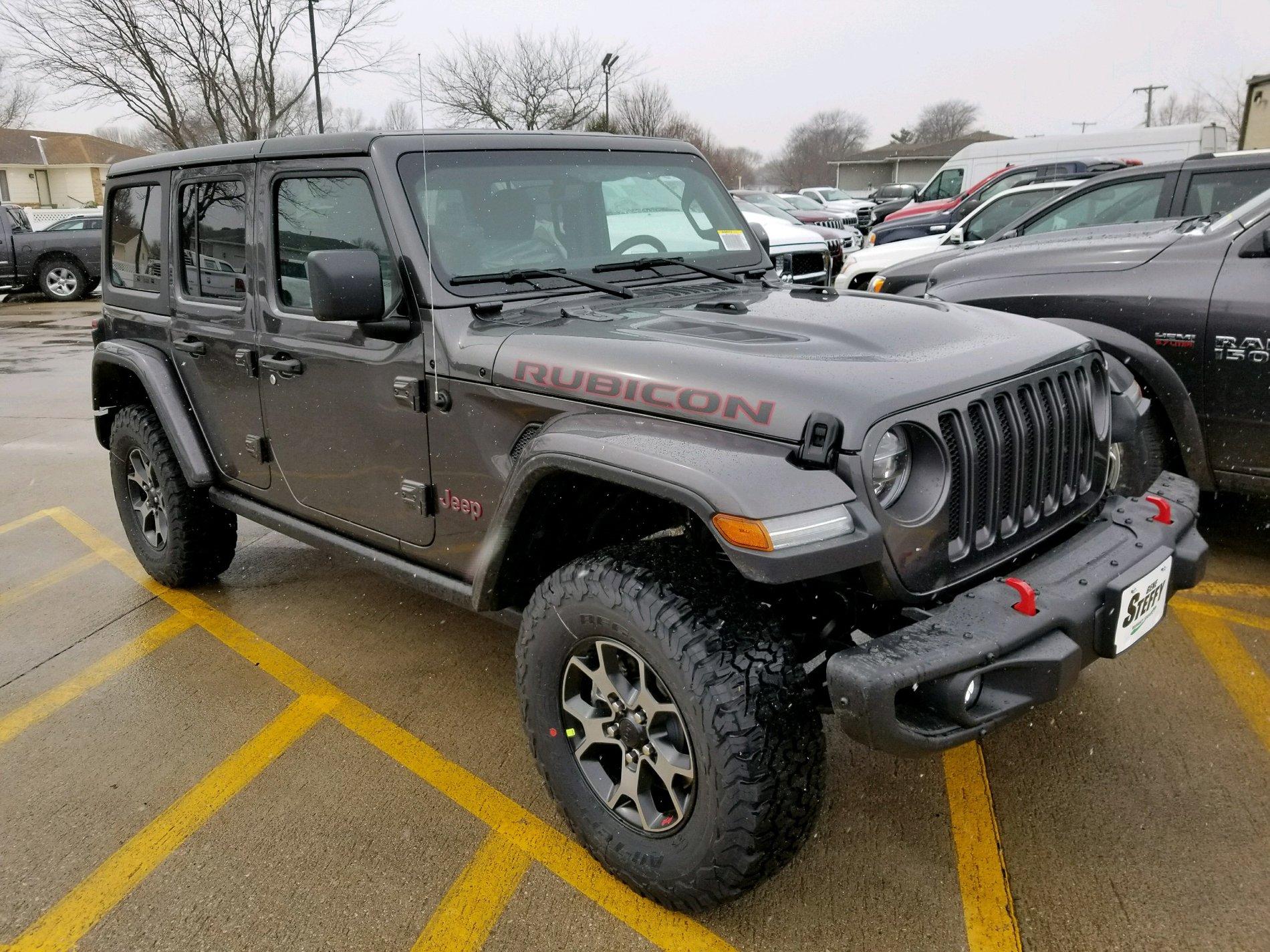 Jeep Wrangler JL Omaha Nebraska area 454FD78F-C7D6-4BAB-A7CD-AE9BAAC57C80