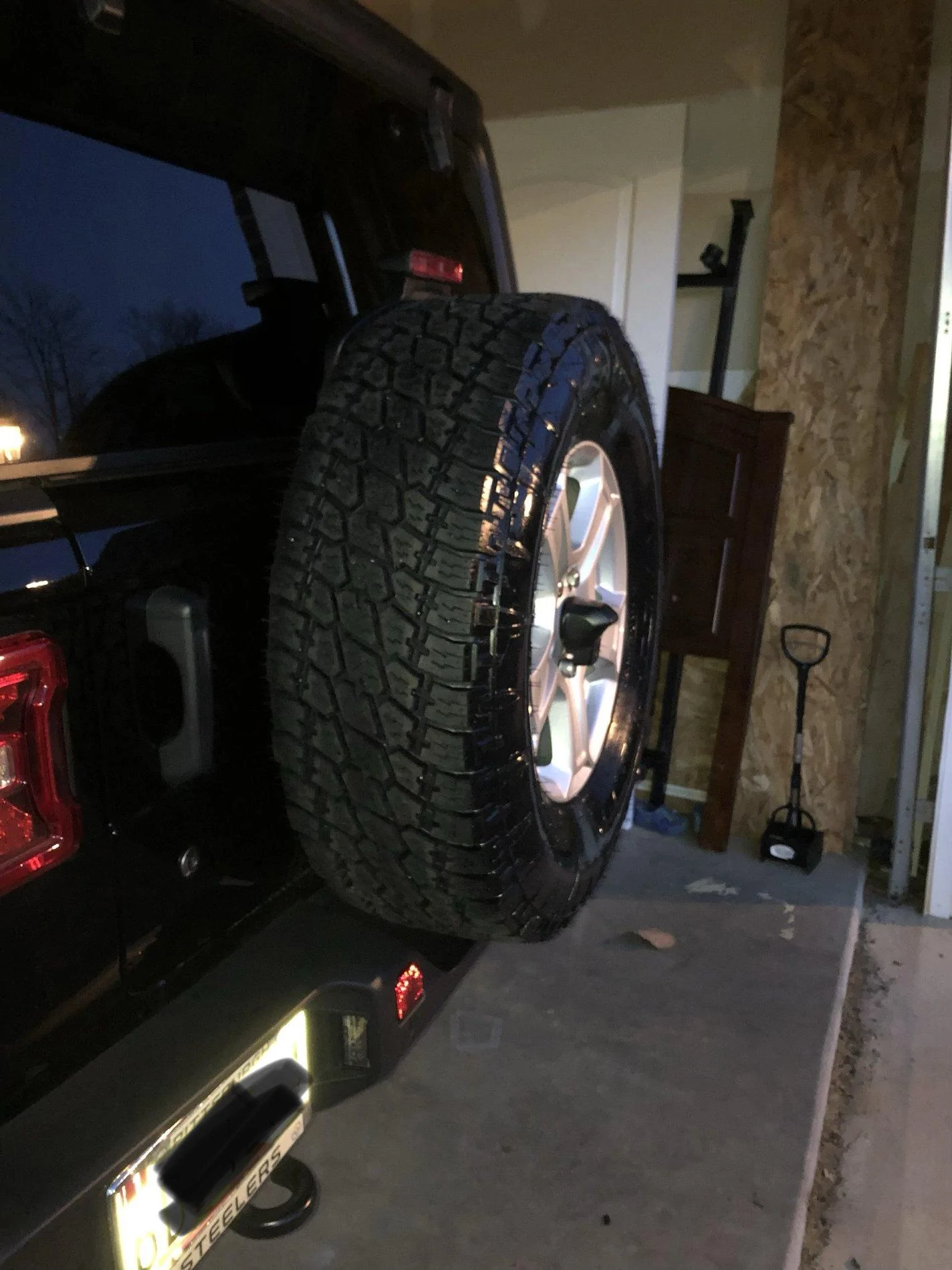 Jeep Wrangler JL Black JLU Sport S- made some changes :-D 38685DB1-700D-4078-A365-C4E38A81D709