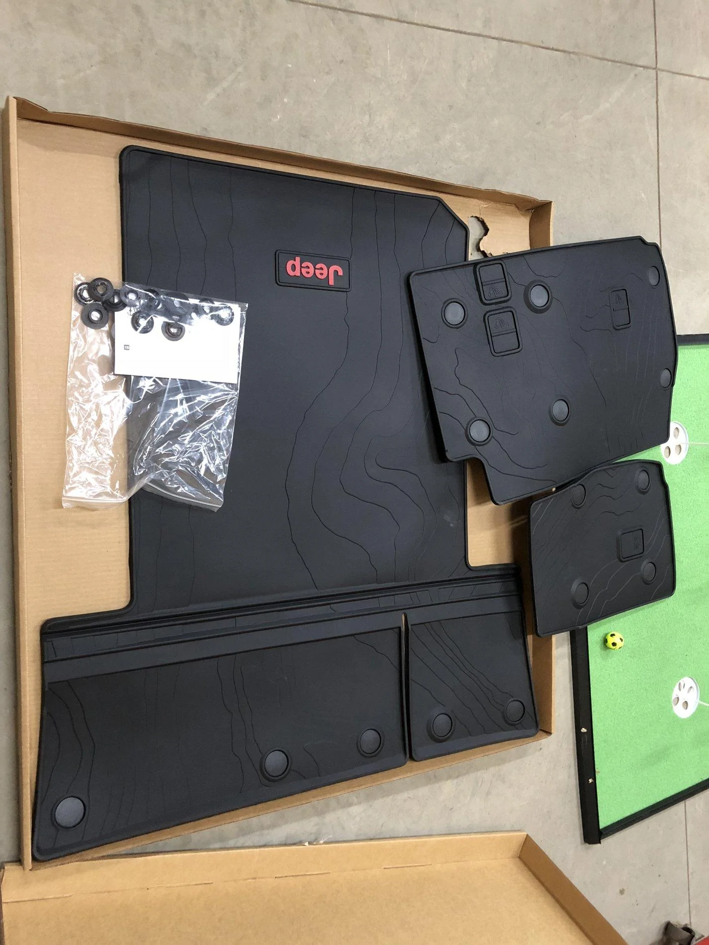 Jeep Wrangler JL Trunk Liner 501C9E2D-DFE4-4B06-A8D5-D57109D29443