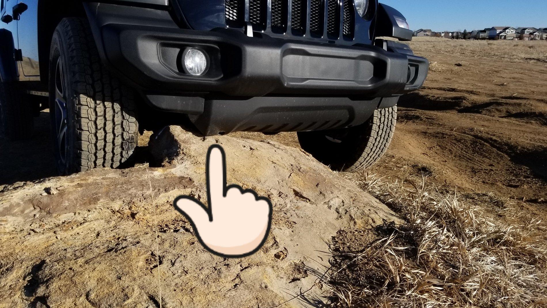 Jeep Wrangler JL Removing the front lower Airdam 20180308_080335