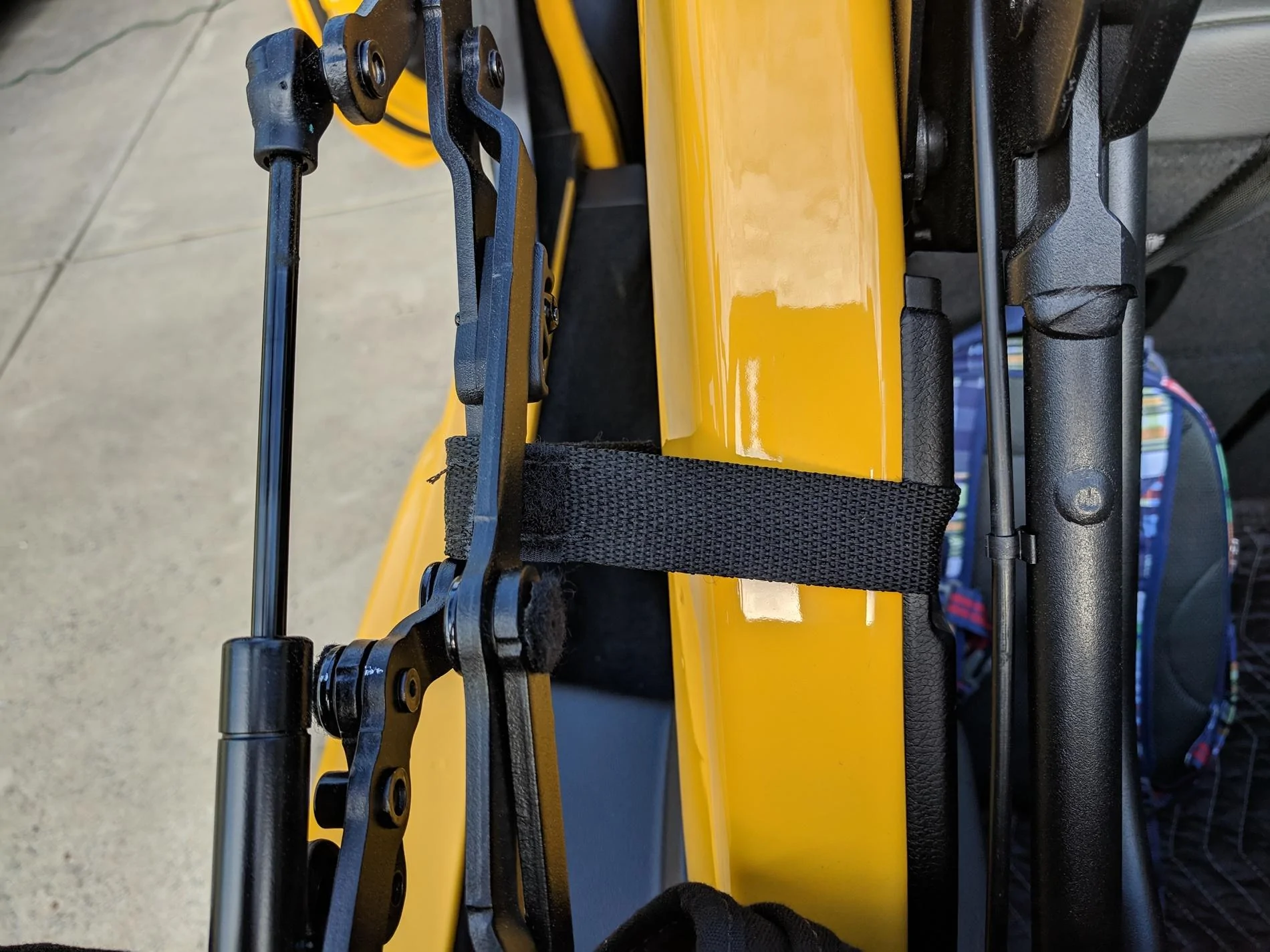Jeep Wrangler JL Straps in Sunrider Position - Anyone Use them? NX2DxL