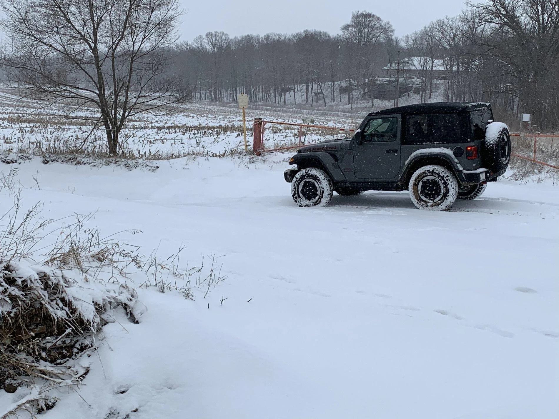 Jeep Wrangler JL Wheeling Stock - Let's See the Pics 80A1D221-6CD2-42E7-8578-A5B8E8AB93BC