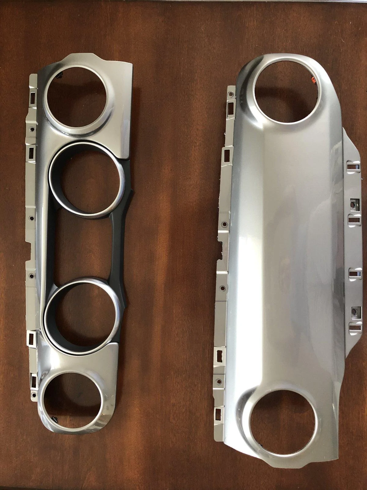 Jeep Wrangler JL Swap gray dash panels for red? F1FF5A54-9BC3-4B57-8C37-4EF748CB4758