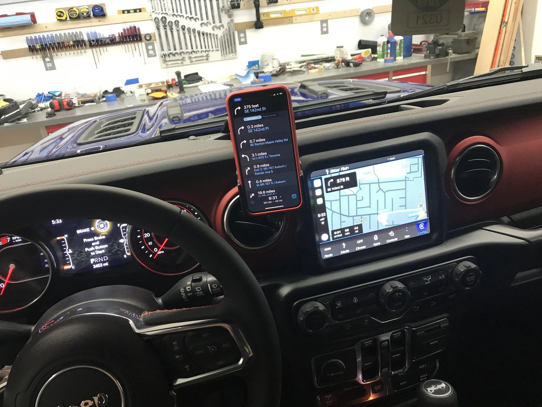 Jeep Wrangler JL Custom wireless phone mount 7879D90B-0D32-4669-8030-4054288E2F9E