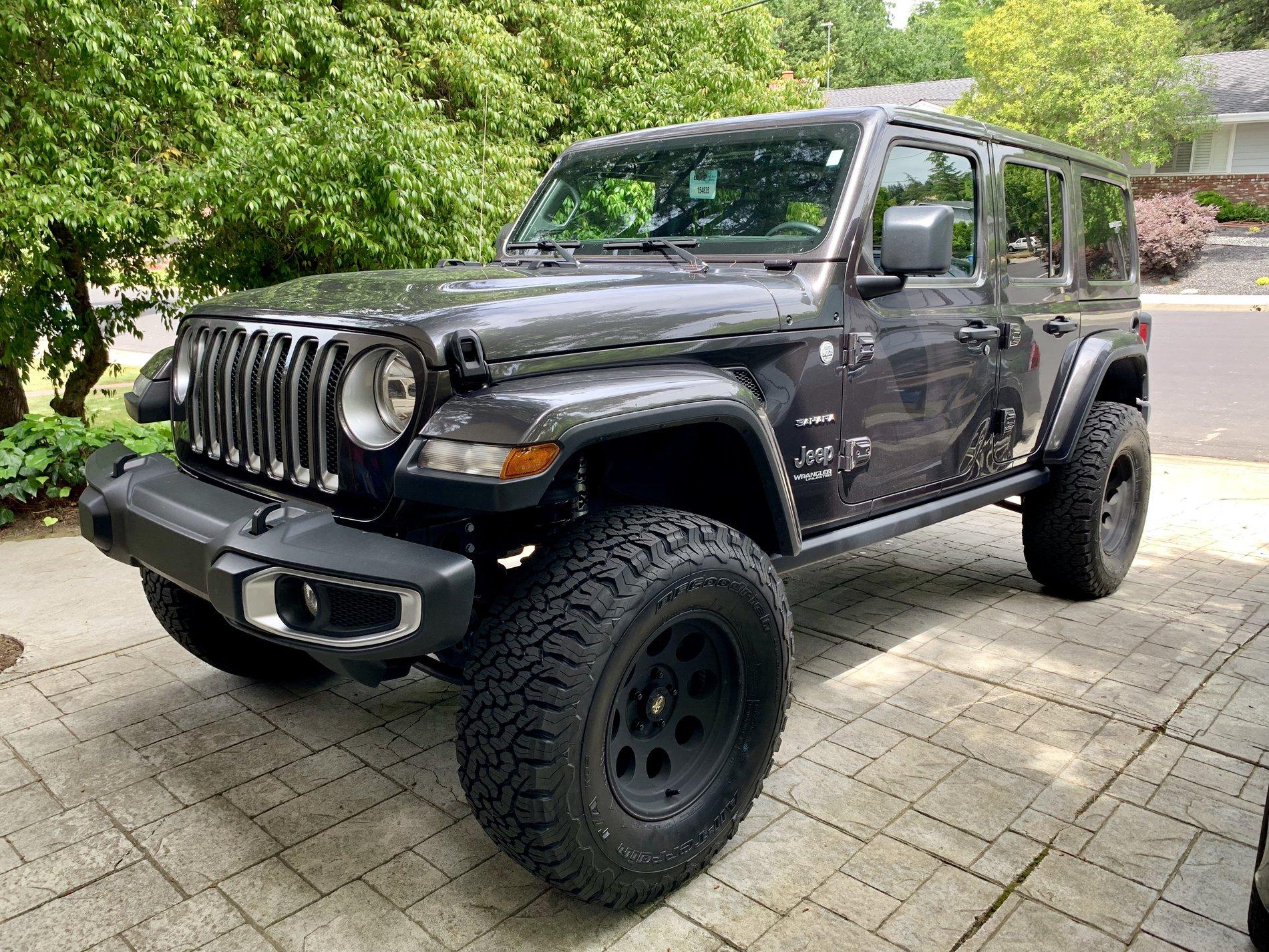 Jeep Wrangler JL Just installed the Mopar 6" lift kit FCBE3C95-90E5-46B9-A72D-92D22E7BDF3D