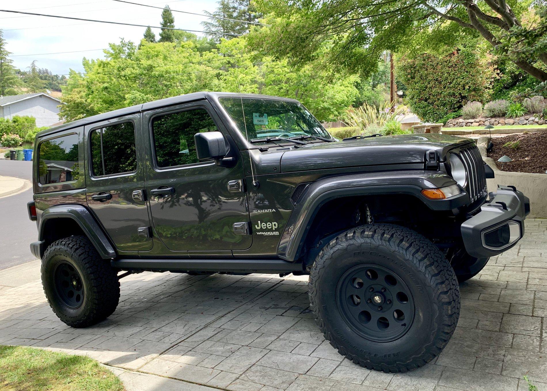 Jeep Wrangler JL Just installed the Mopar 6" lift kit 1D9DF0E4-203C-43BA-B544-61BFE0E8C9CB