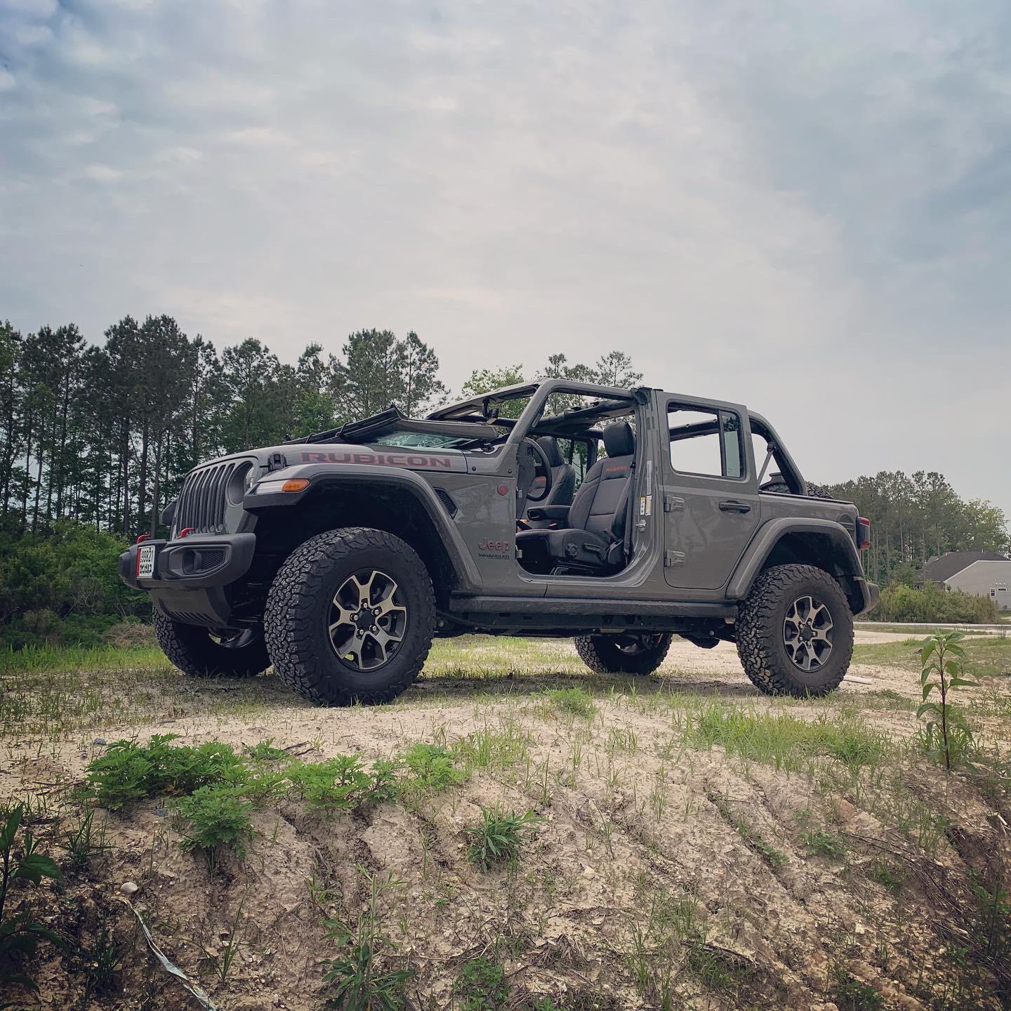 Jeep Wrangler JL Took the windshield down. (Pics) 5EE7178A-0CE8-4E25-98CA-ECD3021B32A6