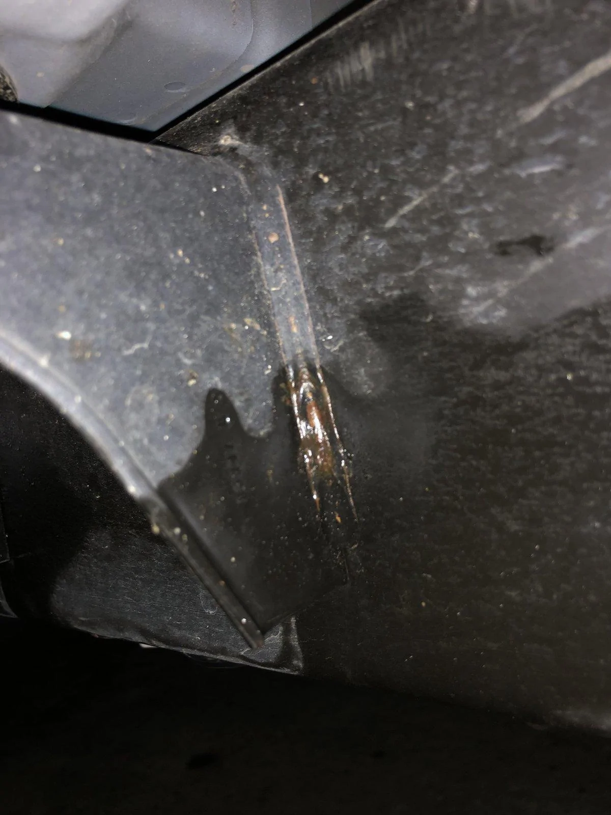 Jeep Wrangler JL Rusting welds 98493A3B-6CE1-47E3-A7EF-CEFD4C05BDA1