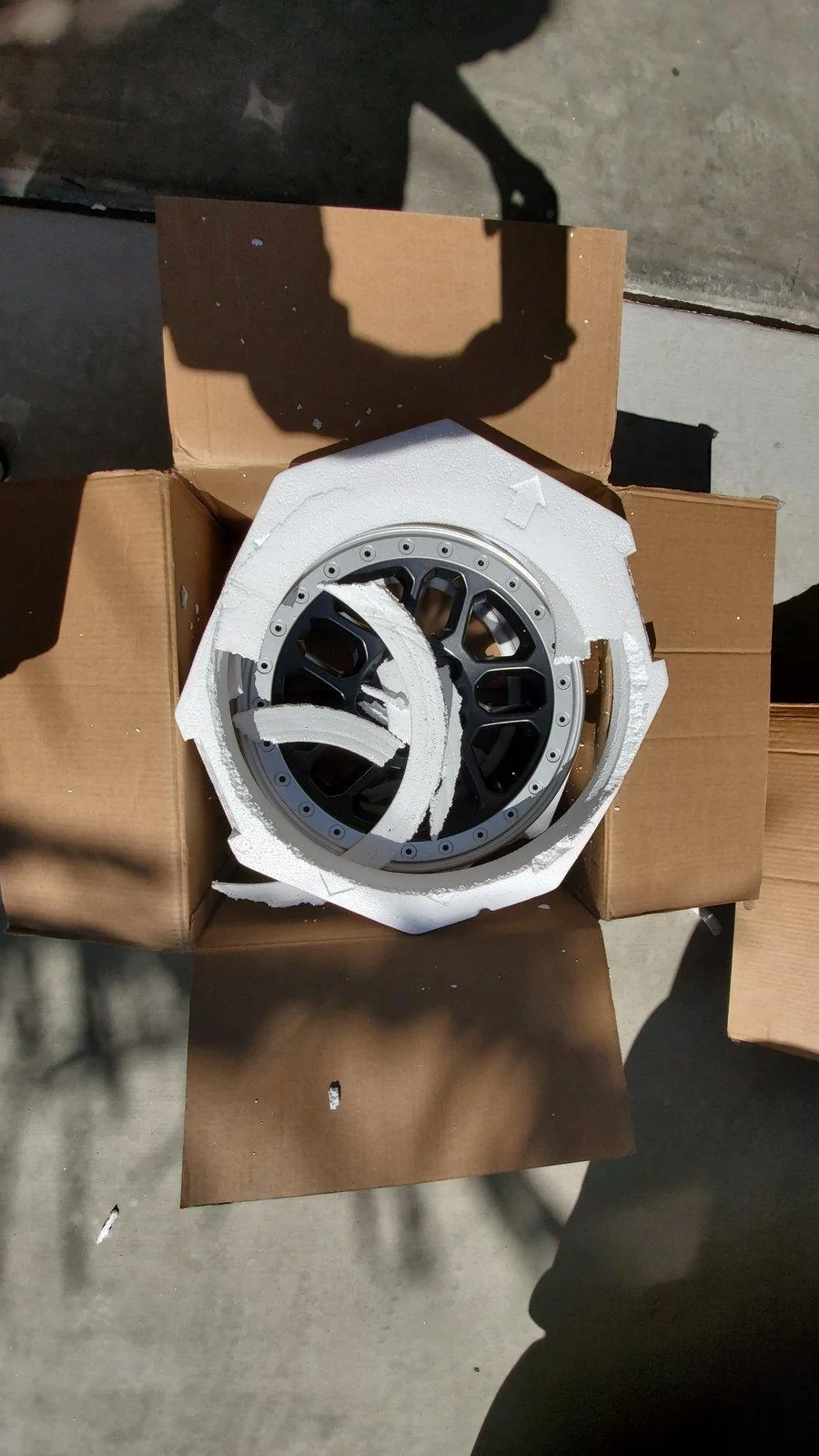 Jeep Wrangler JL WTB - In SoCal or shipped: Mopar Beadlock wheels (simulated ring) 20190328_151239