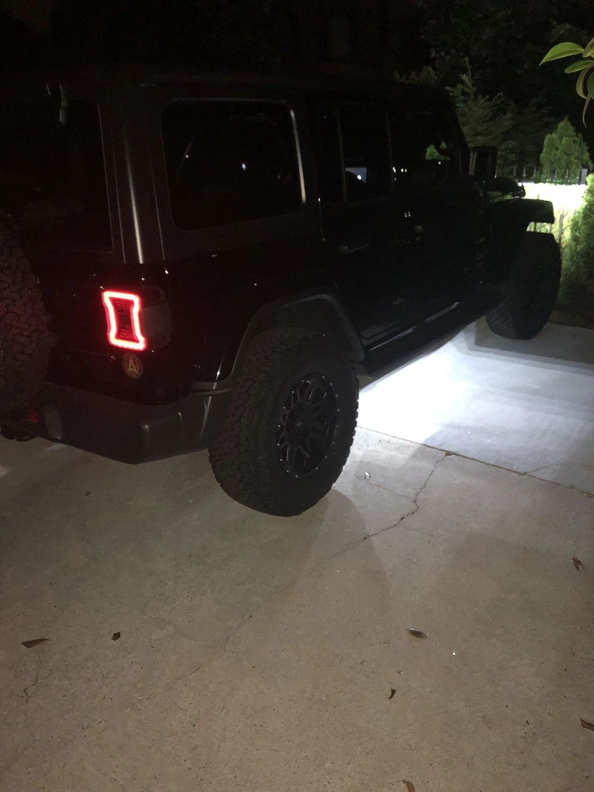 Jeep Wrangler JL Under carriage LED light strips 18707F1D-B062-4FCD-BFF8-B91D55D0763F