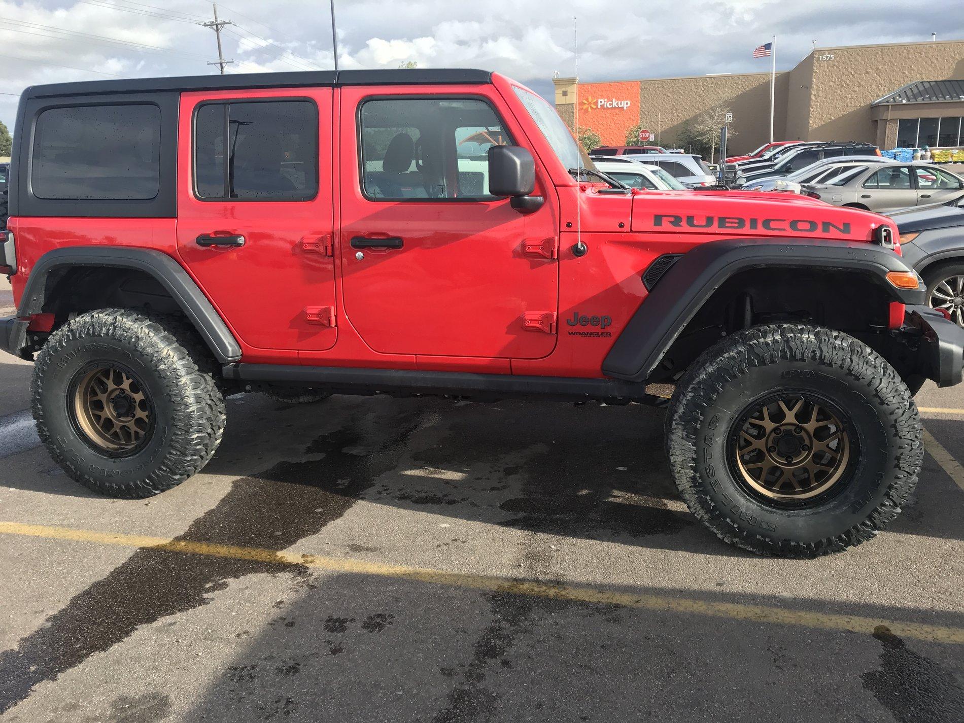 Jeep Wrangler JL JLUR + 37s: Which suits my needs? 140130FC-C09E-4D6B-B2D1-87F3D8A755D2