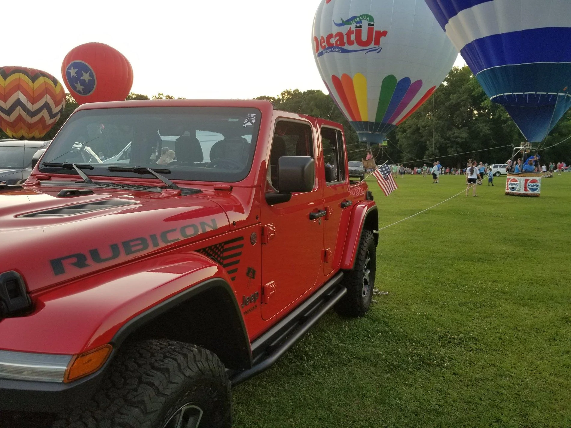 Jeep Wrangler JL Memorial Day Jeeps - Flags!! 20190525_192426