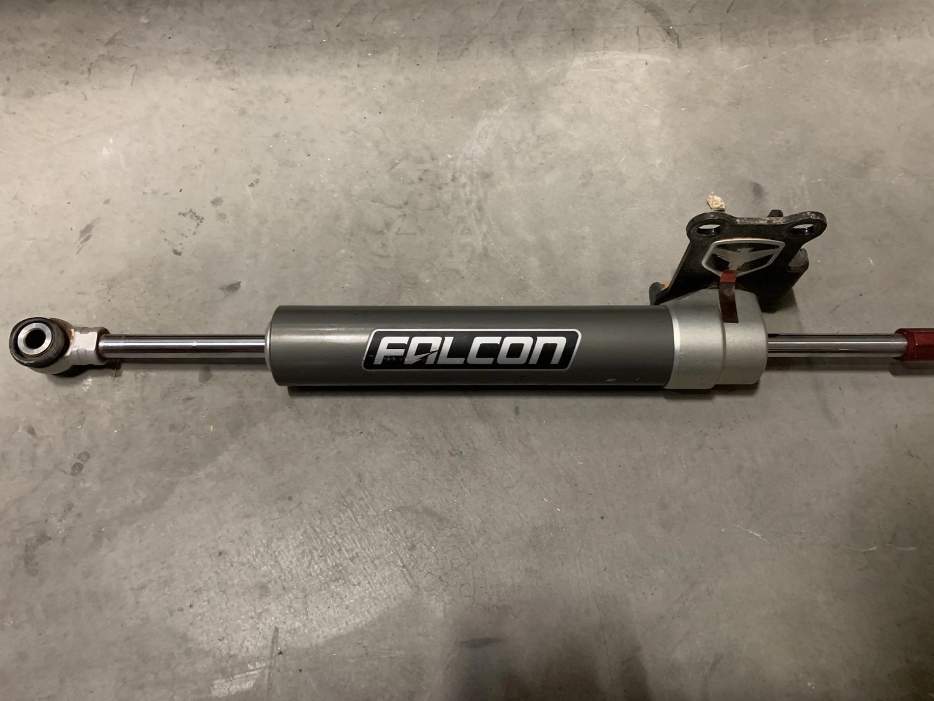 Jeep Wrangler JL Falcon 2.2 Stabilizer and 3.3 Shocks ec1B4Uf