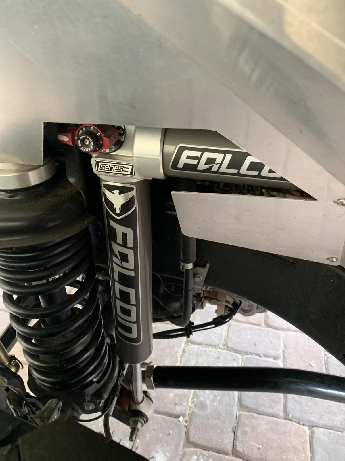 Jeep Wrangler JL Falcon 2.2 Stabilizer and 3.3 Shocks aDKu8R5