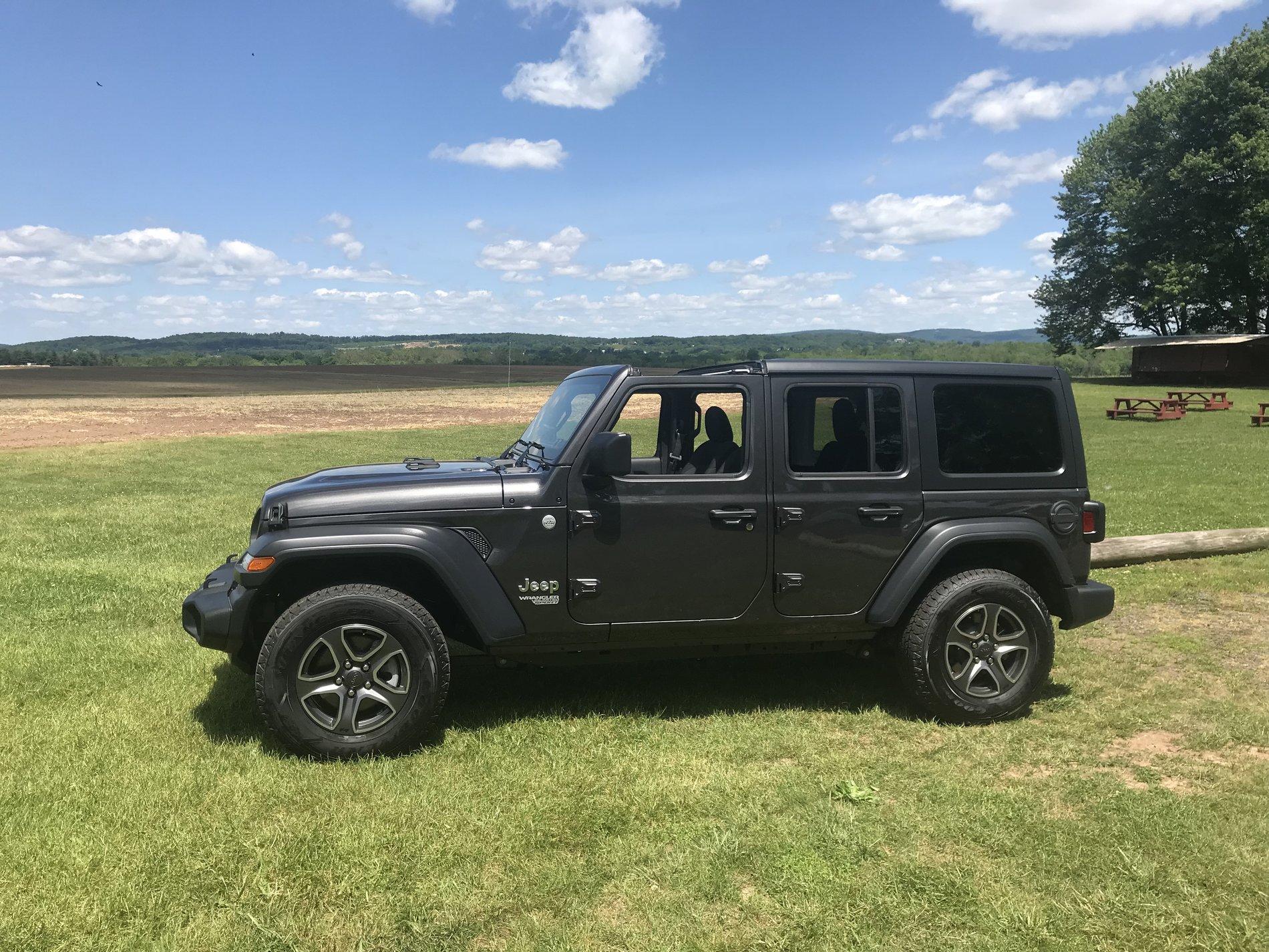 Jeep Wrangler JL Introductions & Welcome Thread 👋 54D6DB43-4916-4FC5-942E-803D228372C1
