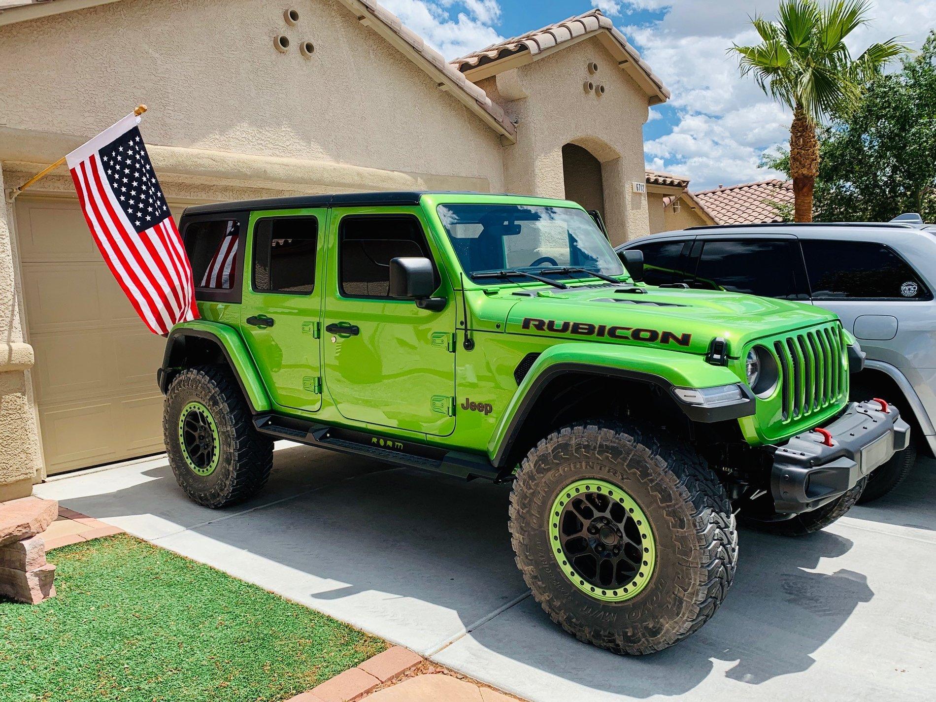 Jeep Wrangler JL Memorial Day Jeeps - Flags!! Memorial Day Pic
