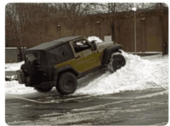 Jeep Wrangler JL Park much? upload_2019-5-29_12-43-47