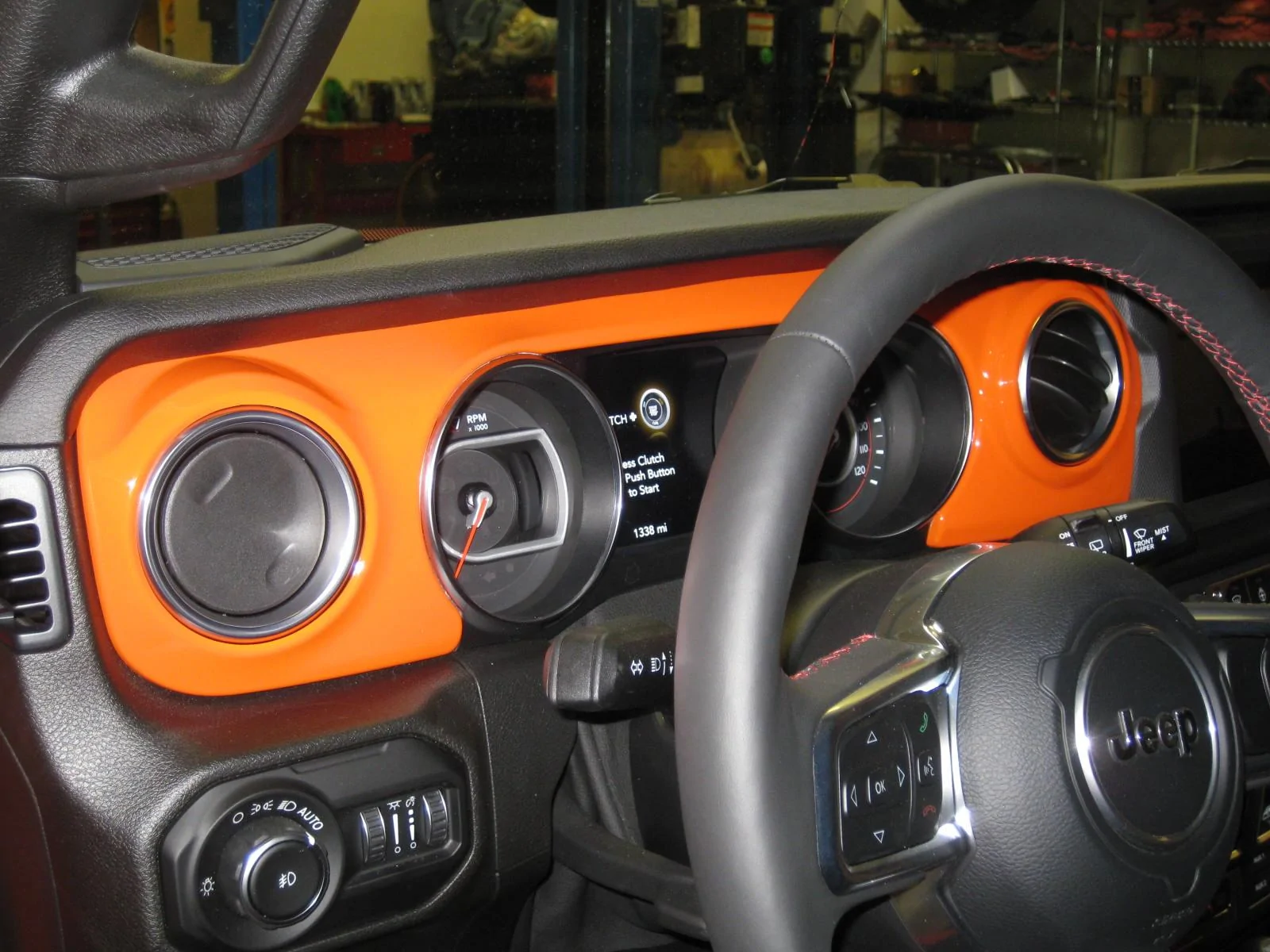 Jeep Wrangler JL Show off your DIY painted dash Jeep pics 005