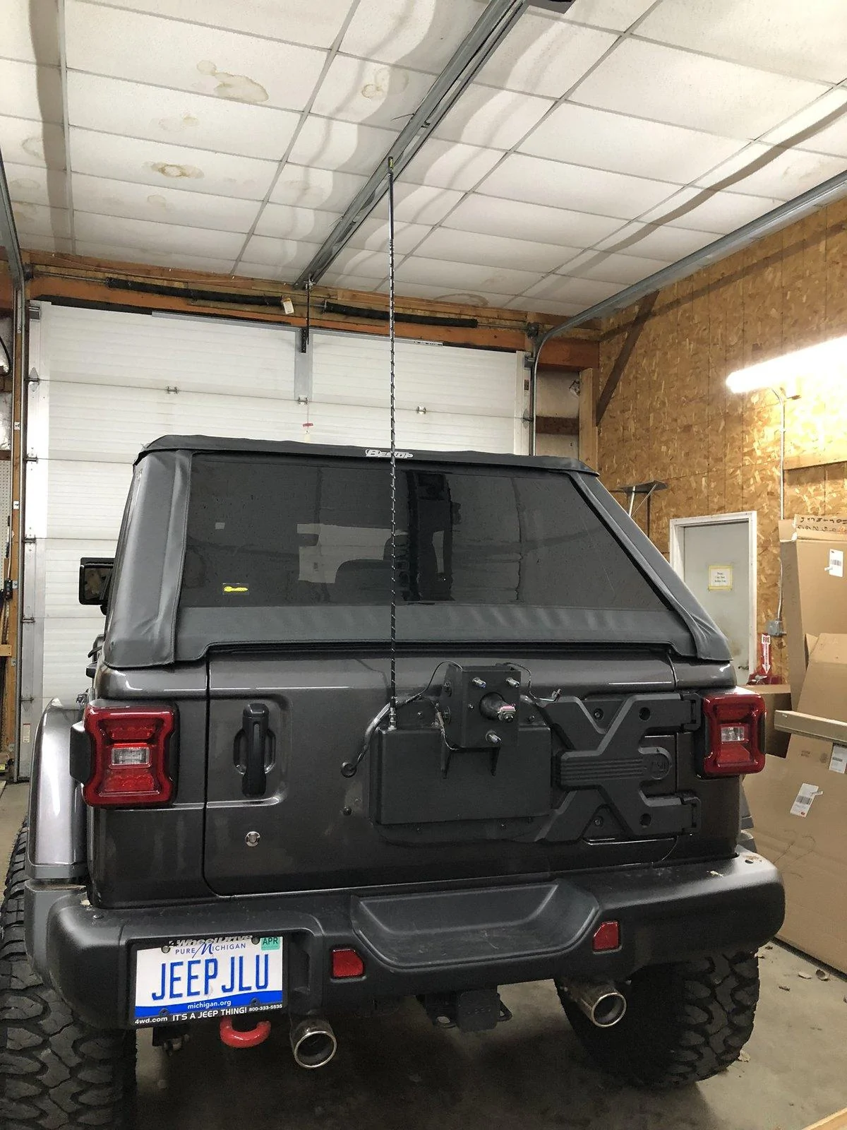 Jeep Wrangler JL CB Radio Locations and Installs  --  Post your Pictures coax5