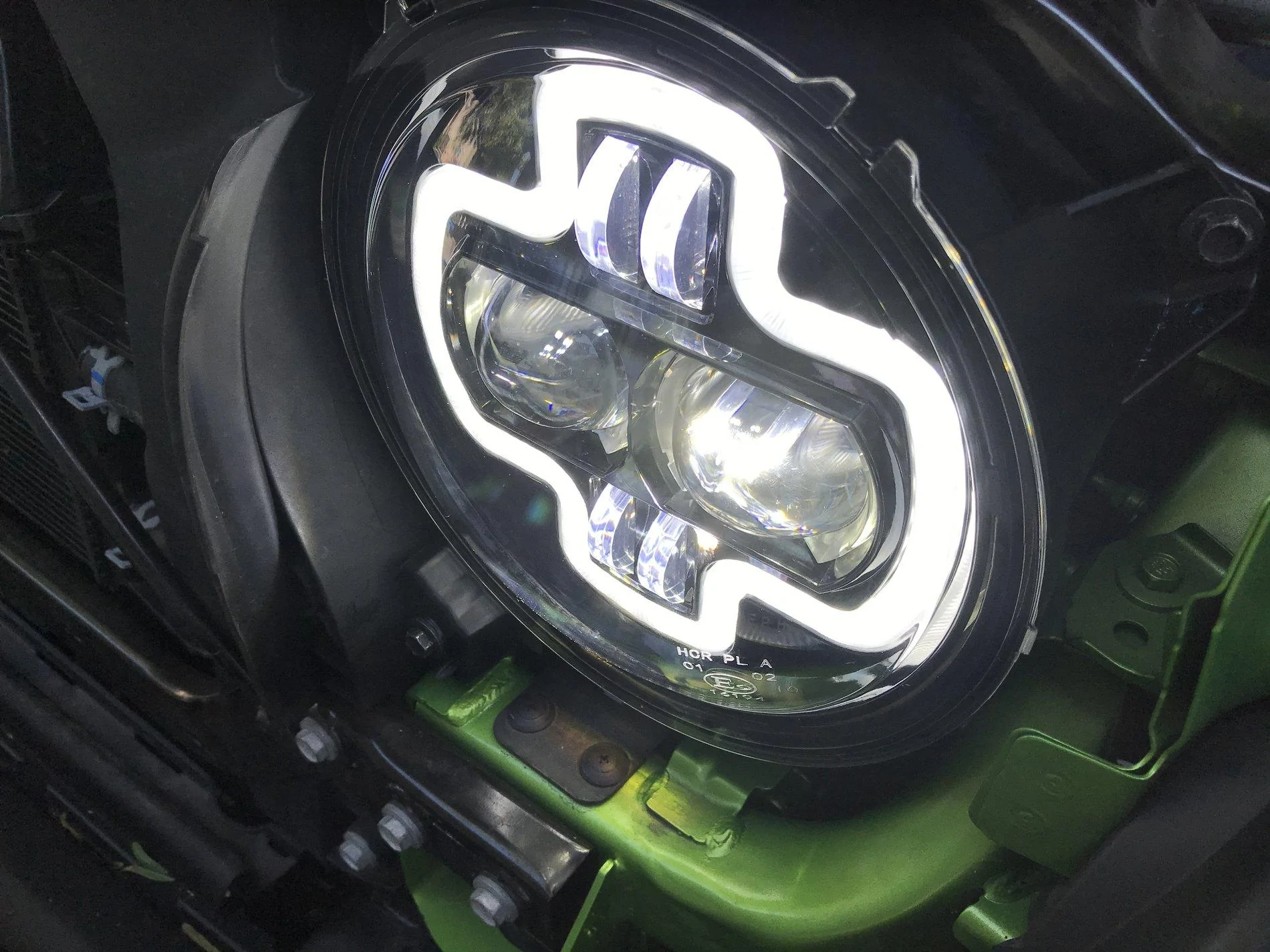 Jeep Wrangler JL KIWI Master 9" JL LED LIghts 5CC9D80C-357A-4DFD-954D-D89B438D01B4