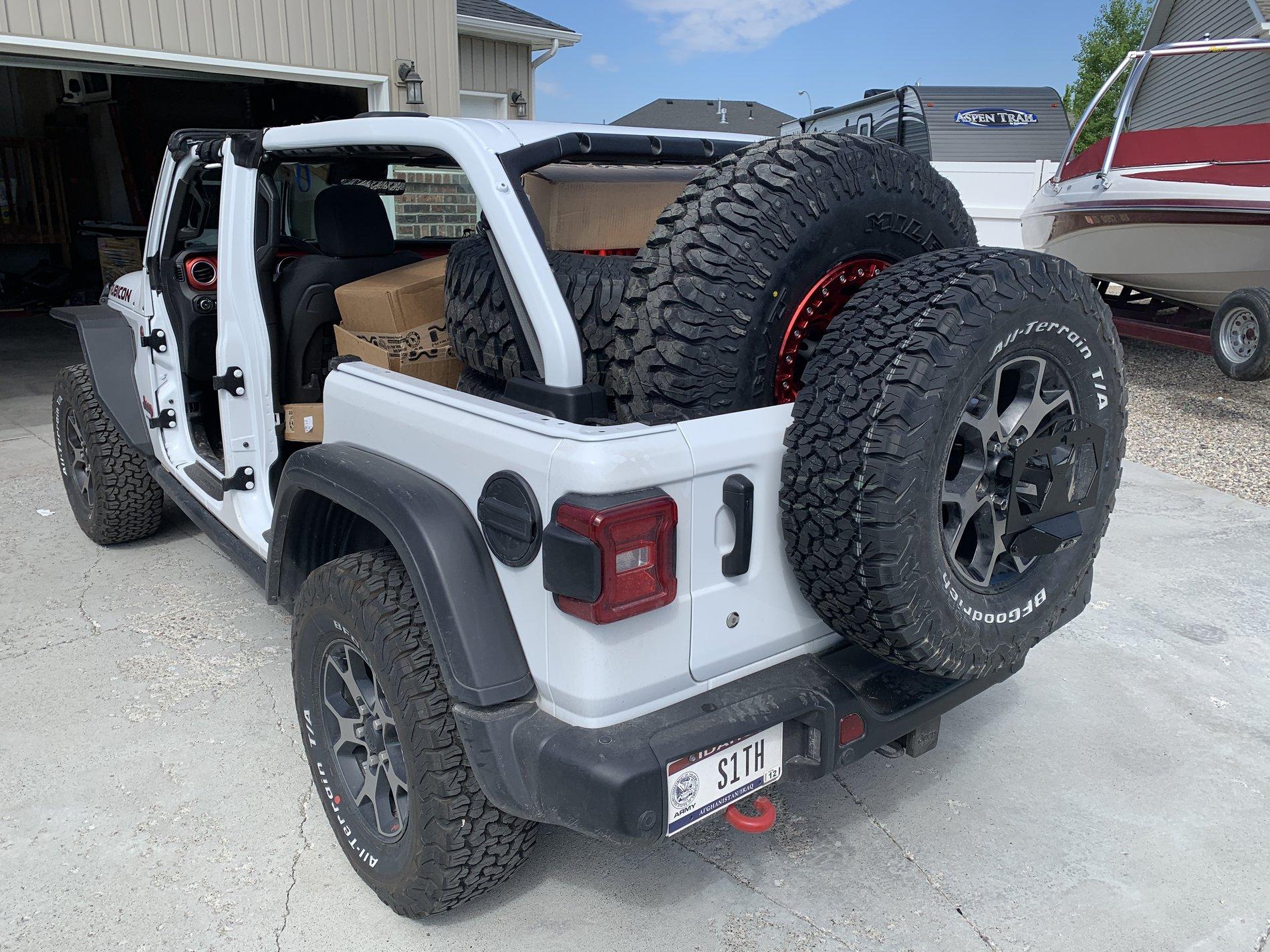 Jeep Wrangler JL Red Fuel Zephyr Beadlocks? 49BA5504-EBEE-4C94-8320-7A4624FE1A66