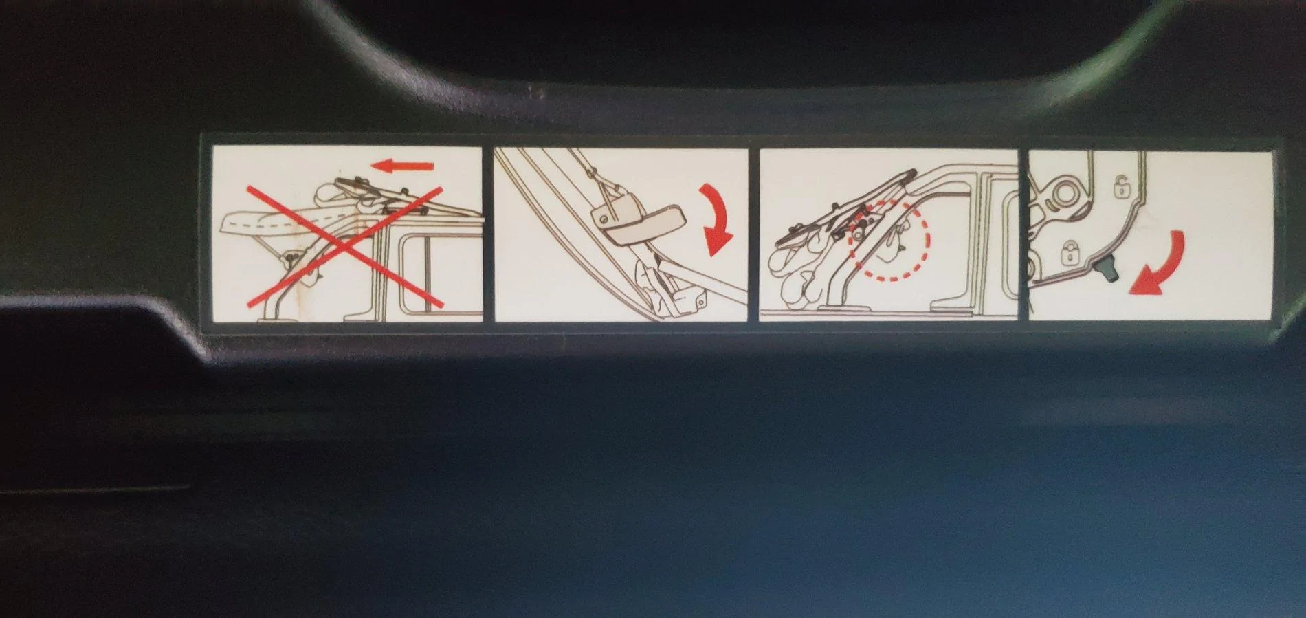 Jeep Wrangler JL Sunrider position pointless? 20190603_184733
