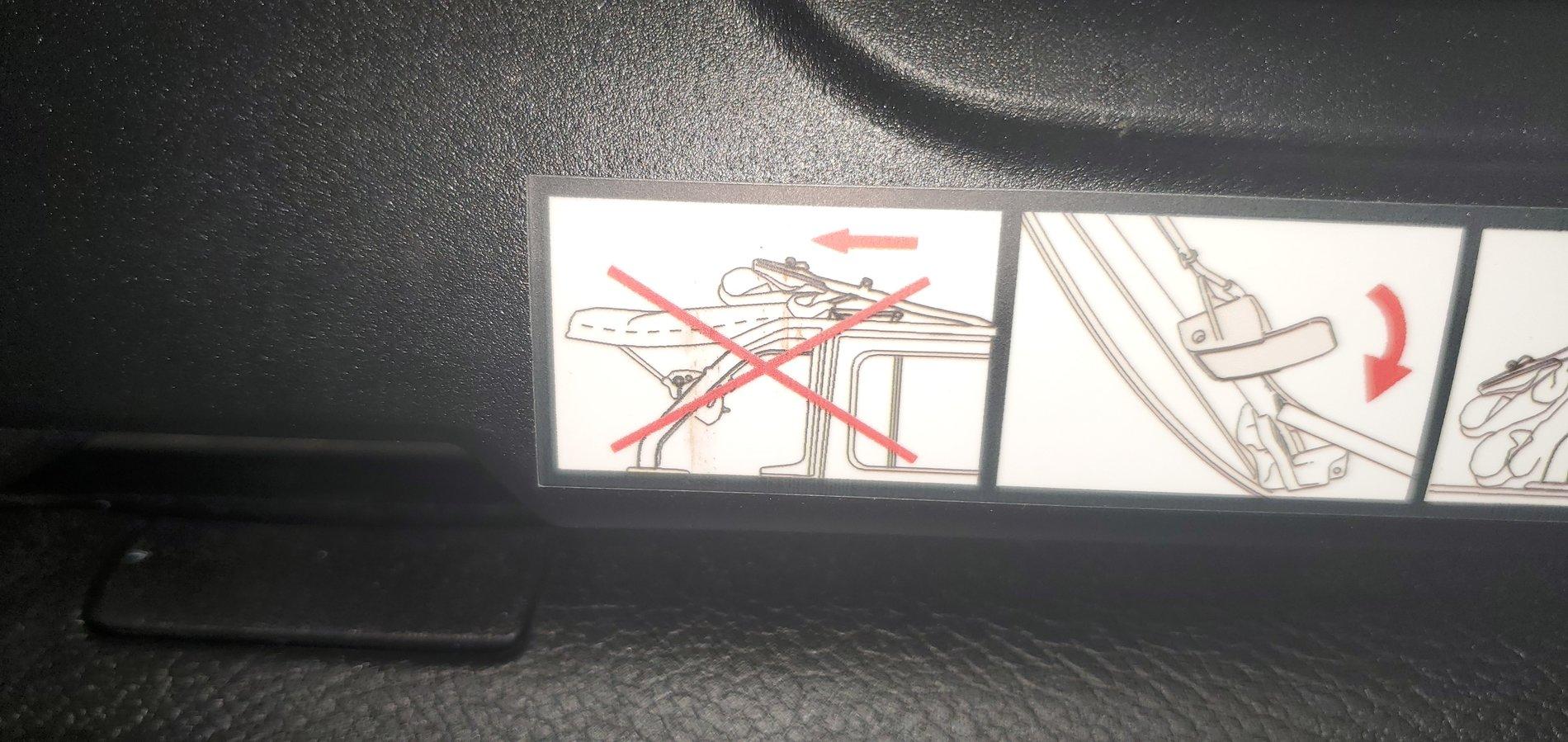 Jeep Wrangler JL Sunrider position pointless? 20190603_220922
