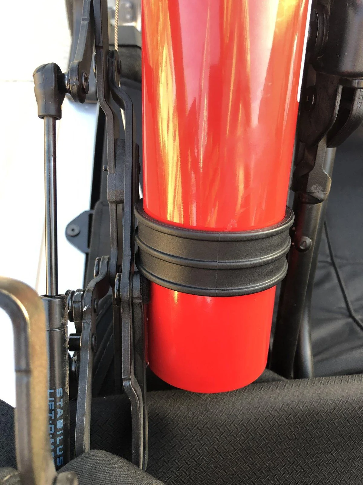 Jeep Wrangler JL Cool Tech H3R Fire Extinguisher Kit IMG_1429