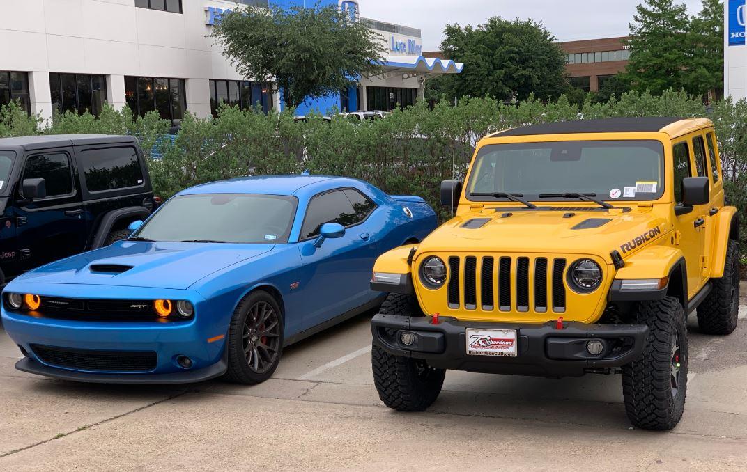 Jeep Wrangler JL Is the Sky one touch permanent? Nacho and Blue.JPG