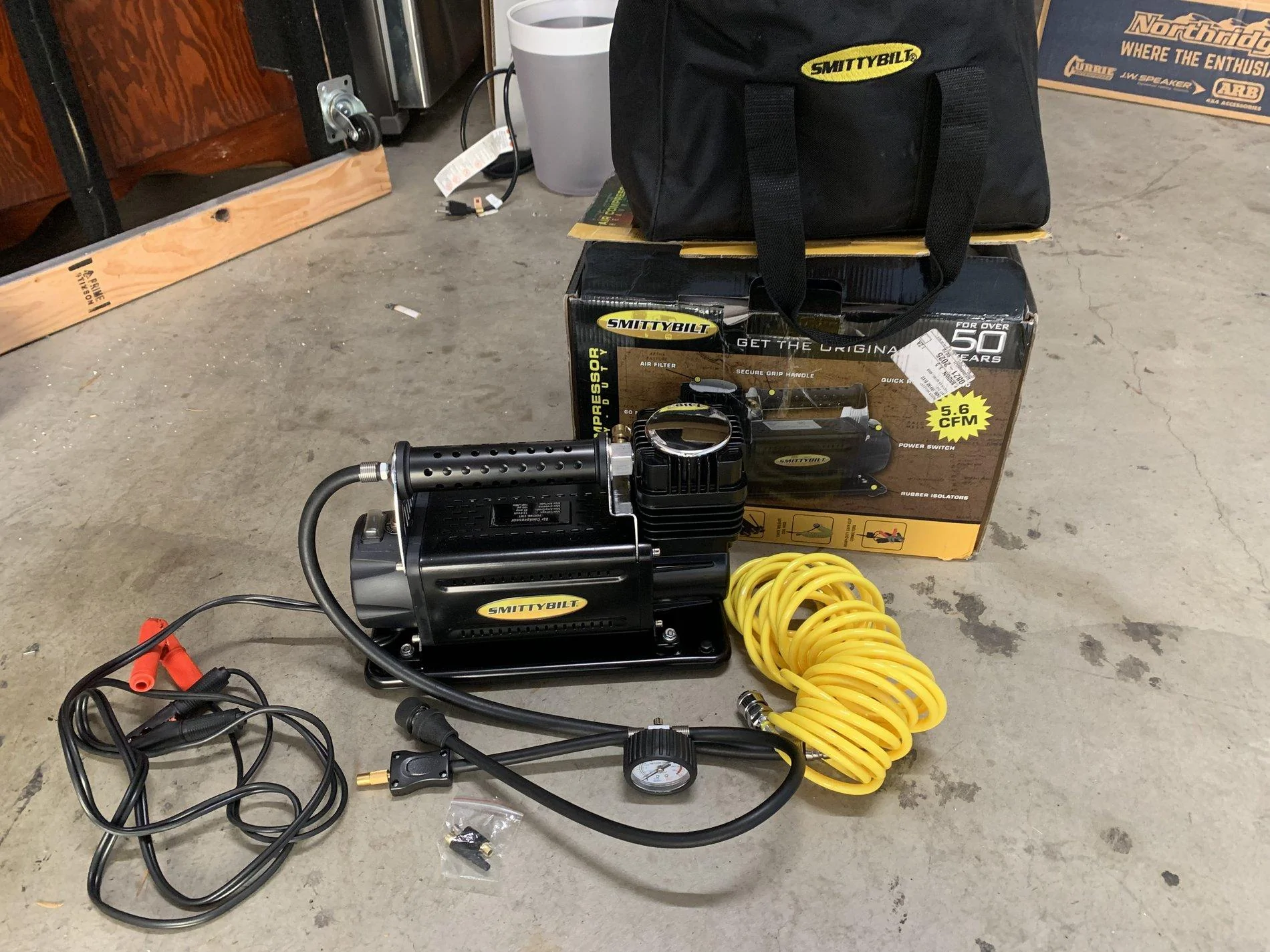 Jeep Wrangler JL Smittybilt Air Compressor 7E05DBF7-8320-4911-B8EA-A105F16B2420