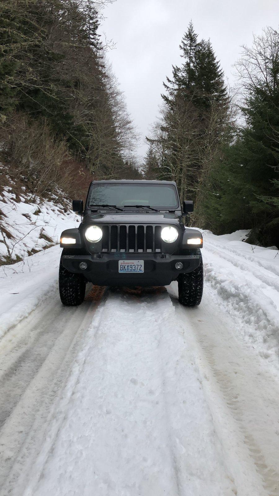 Jeep Wrangler JL super nova vs beamtech 43A972B4-CD8A-44C0-9C1C-CC990CB41634