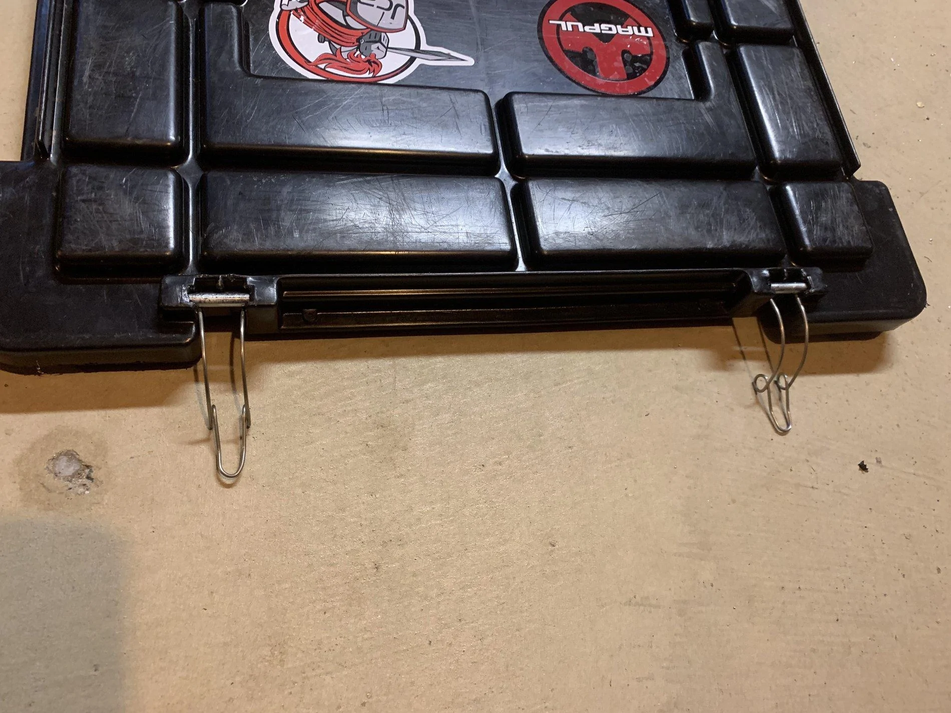 Jeep Wrangler JL Front Runner Wolf Pack Storage / Steel Latch Mod 20181201_164258800_iOS