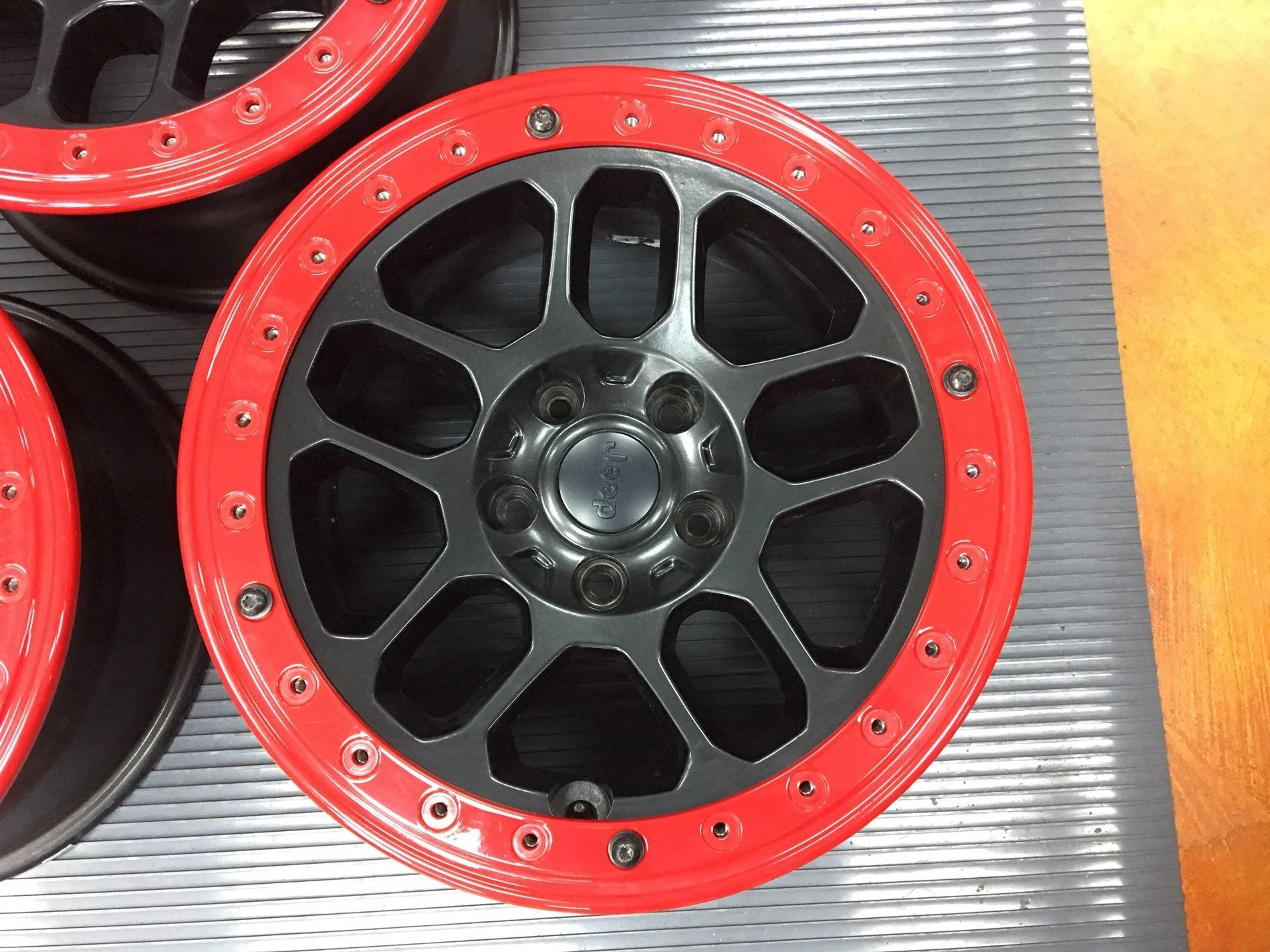 Jeep Wrangler JL Mopar Bead Lock Wheels IMG_1037
