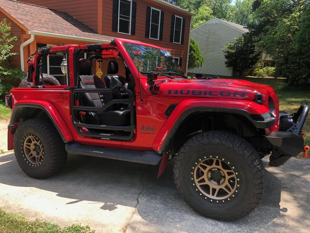 Jeep Wrangler JL Punk'n with bronze wheels? door_02