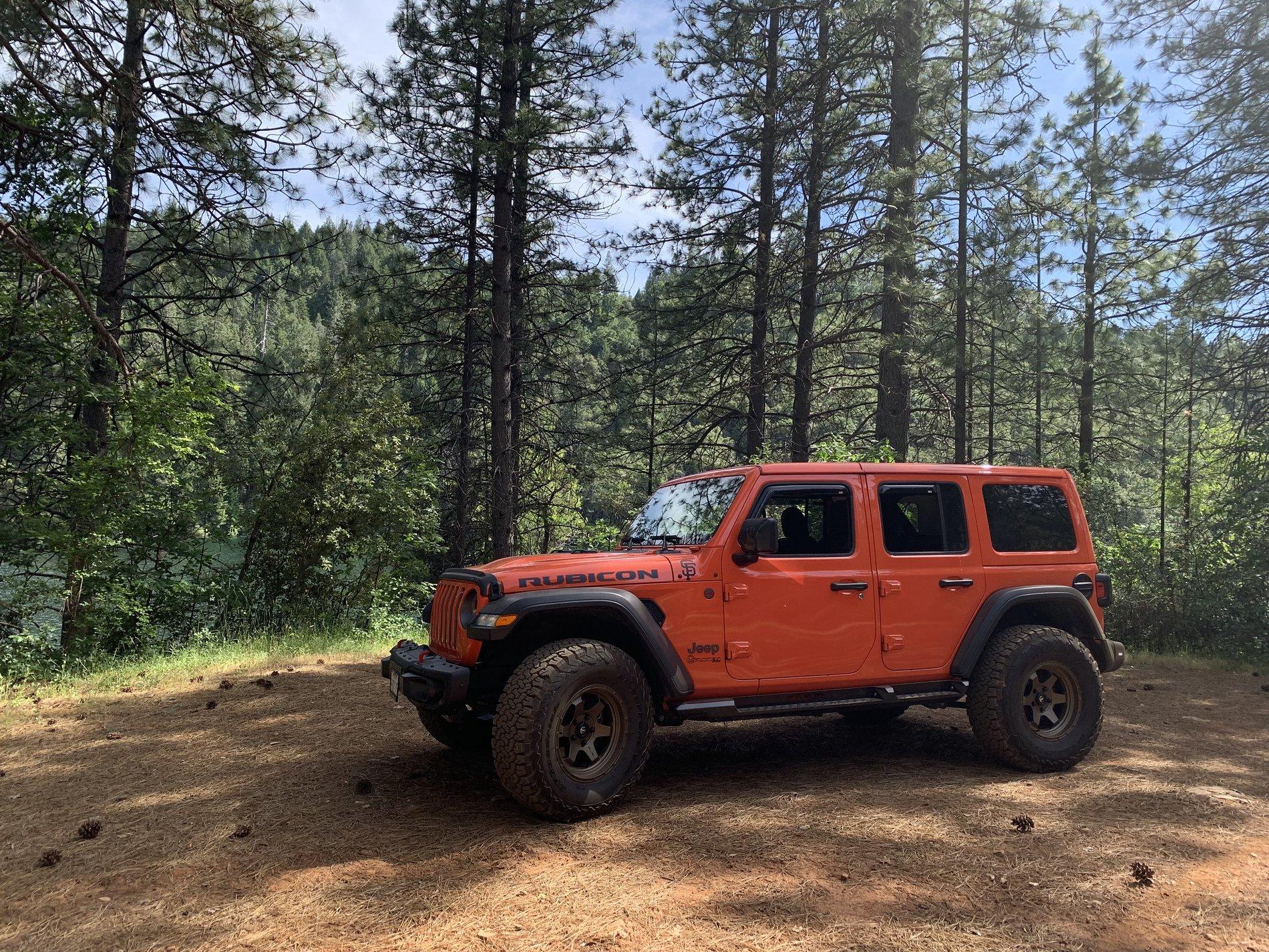 Jeep Wrangler JL Punk'n with bronze wheels? 97B4B6C8-2024-4438-9700-3B01A0FB1A83
