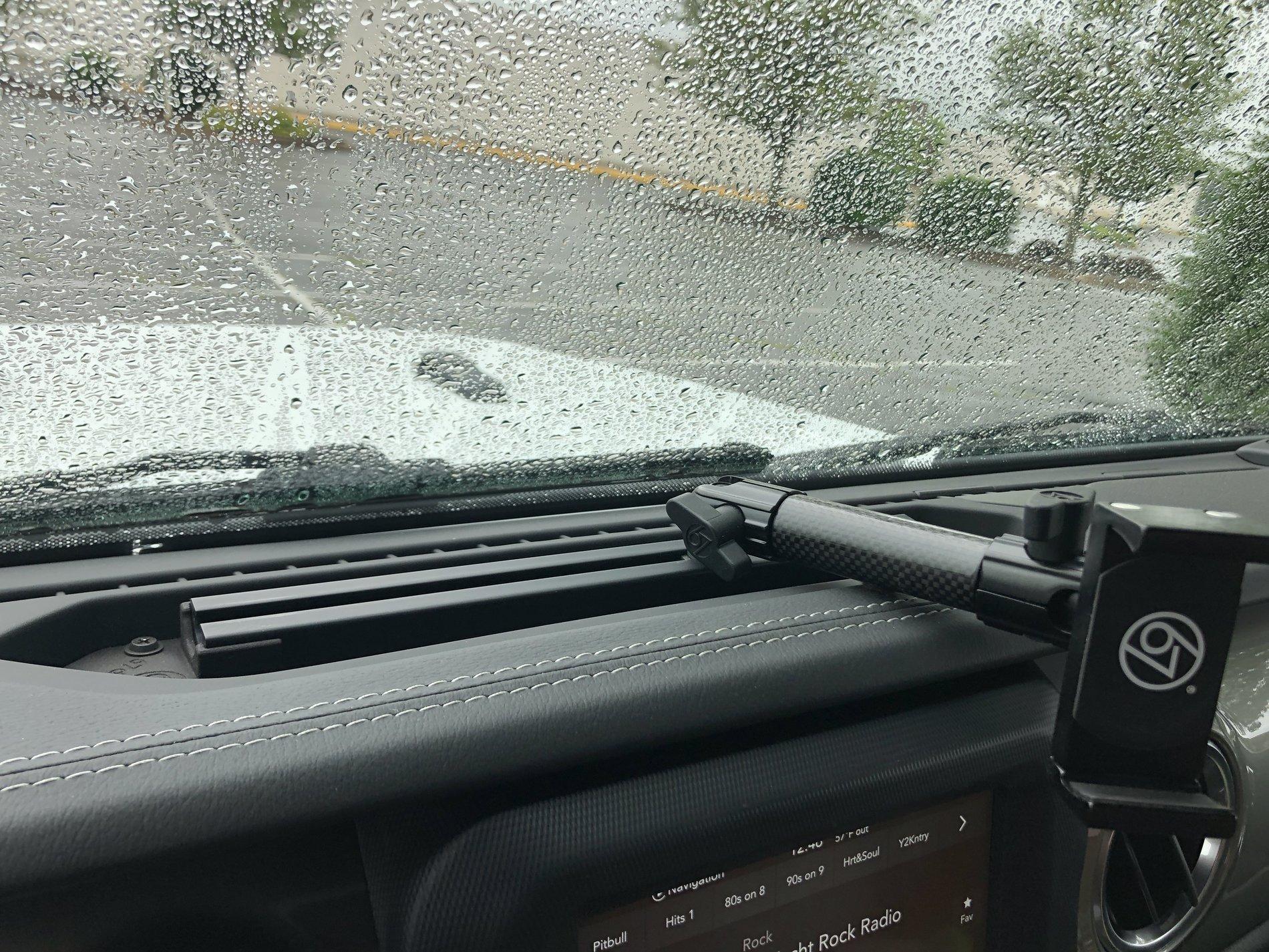 Jeep Wrangler JL How does everyone mount their cell phones? C27FC584-27E5-40A1-B337-A1FC1CC3E31F