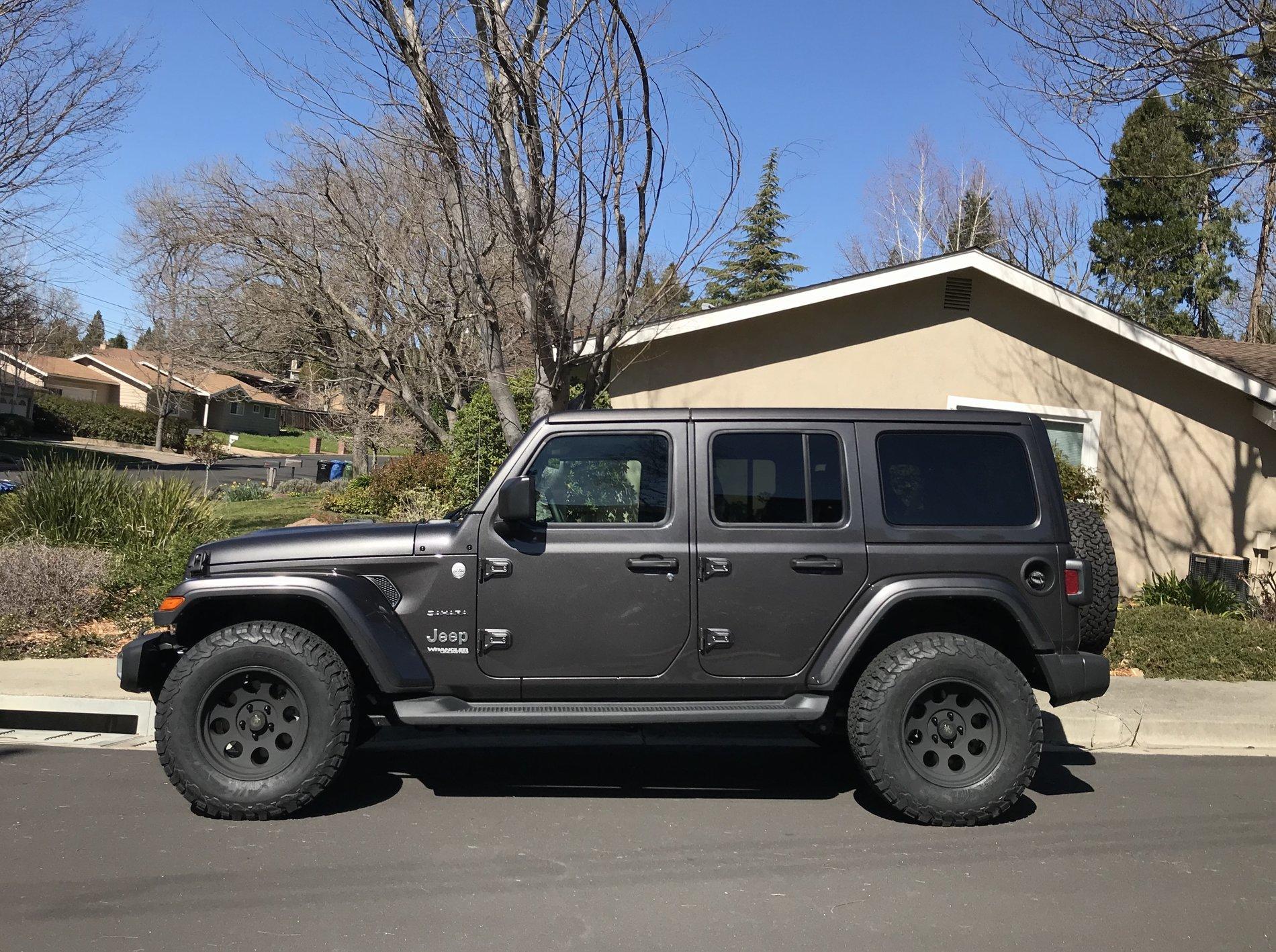 Jeep Wrangler JL Sahara AEV 17" Wheels with Nitto Ridge Grappler 285/70-17? A8124C51-11C9-4B5E-9A9F-AD35ADCE0537