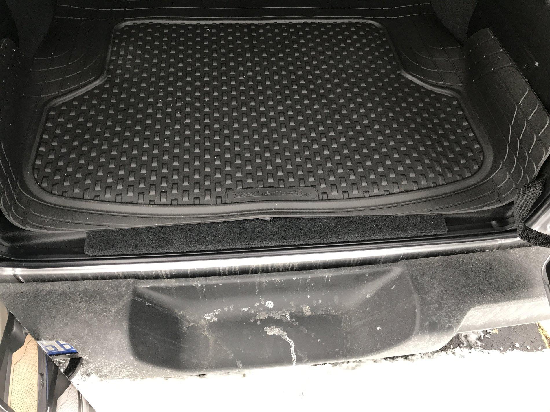 Jeep Wrangler JL Trunk Liner IMG_3124.JPG