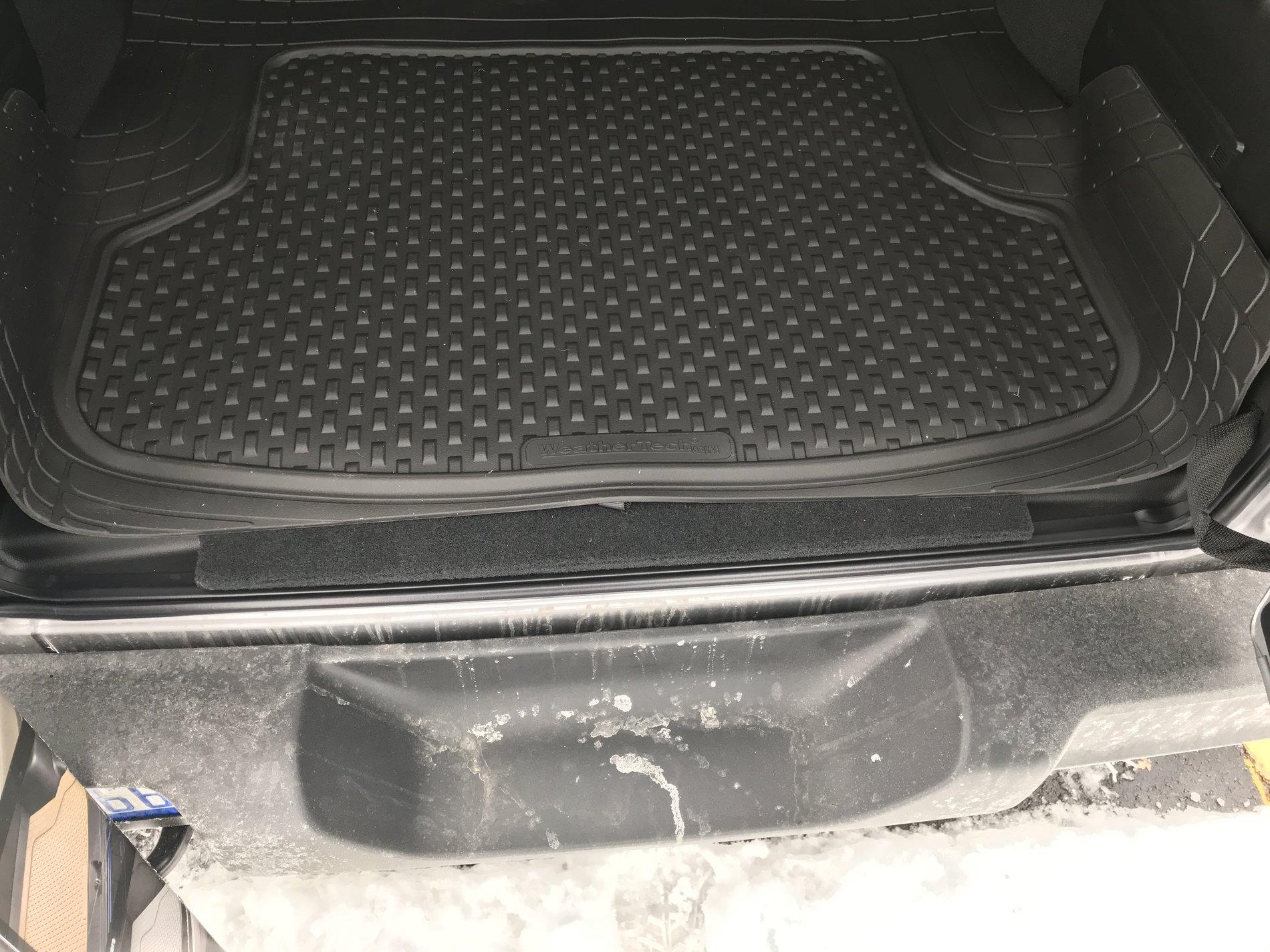 Jeep Wrangler JL Trunk Liner IMG_3125.JPG