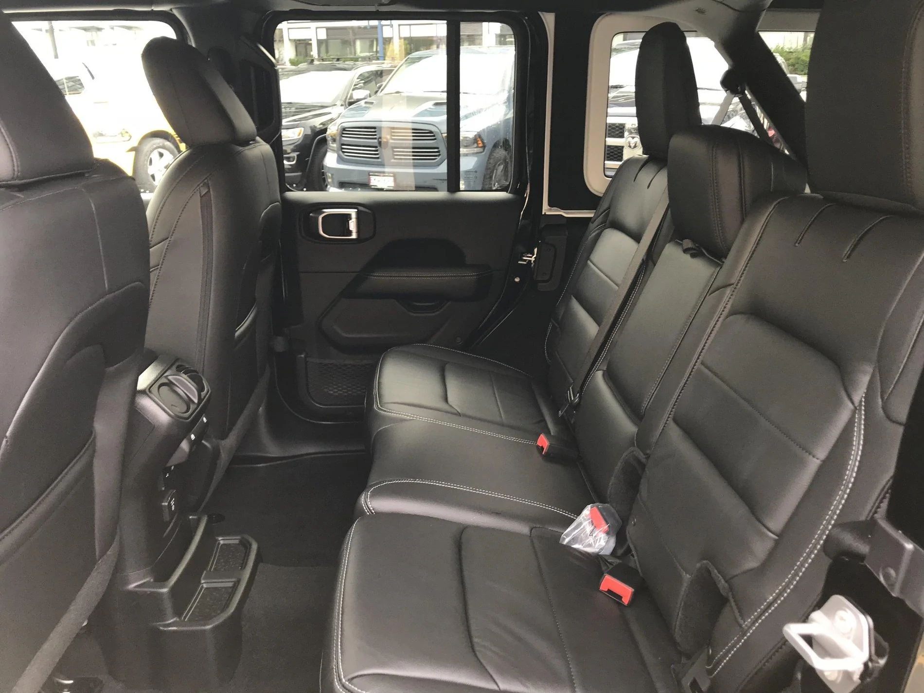 Jeep Wrangler JL Show off your Delivered JL Here! D41EE5B3-94A5-4EEC-8AA8-FCB4B31C6B5C